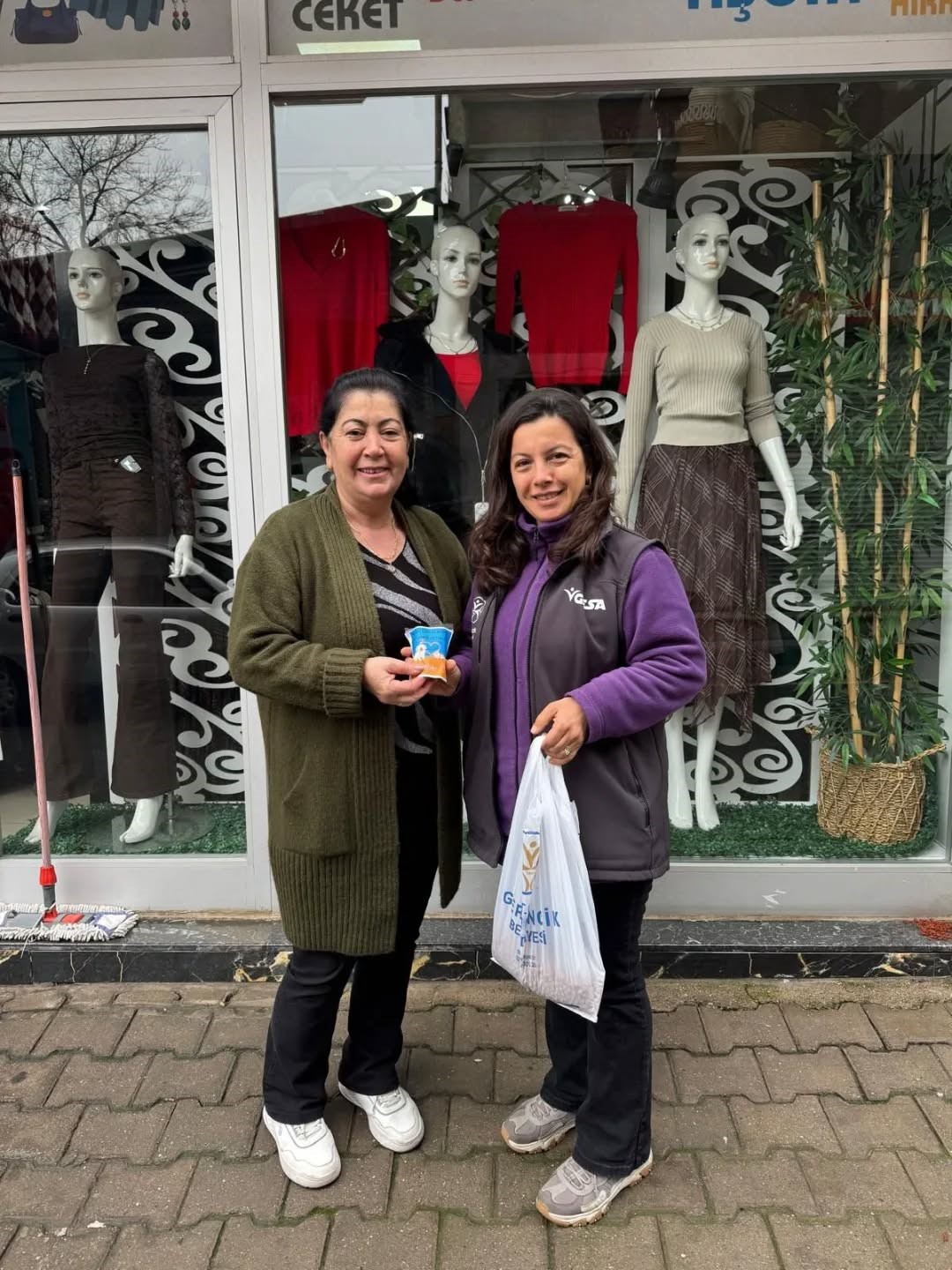 Germencik’te Sosyal Destek Çalışmaları Aralıksız Sürüyor (2)