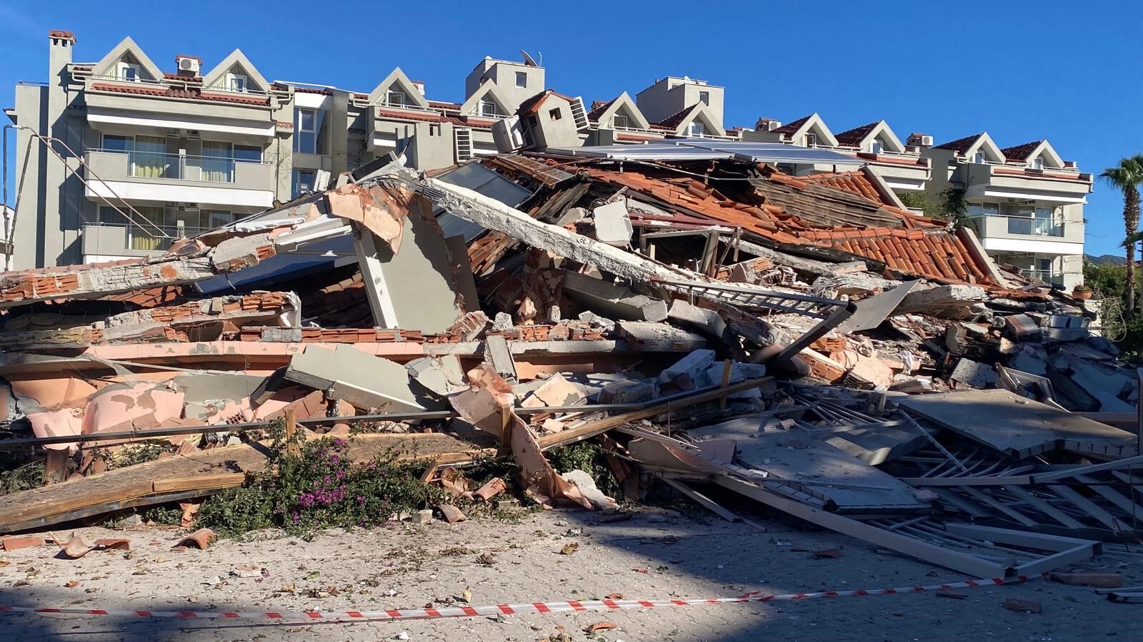 Güçlendirme Yapılan Bina Çöktü (2)