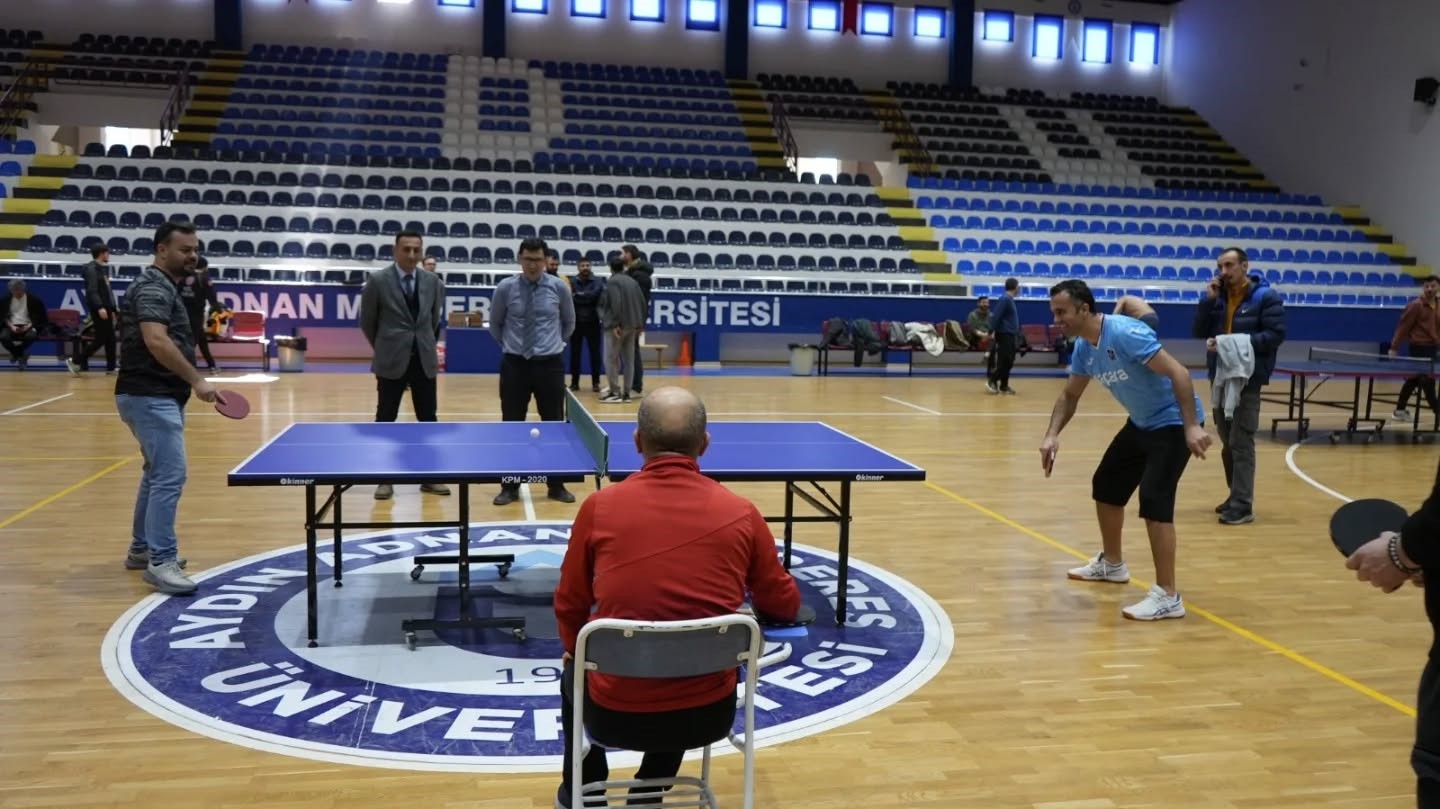Hastane Personeli Masa Tenisinde Hünerlerini Sergiledi (4)