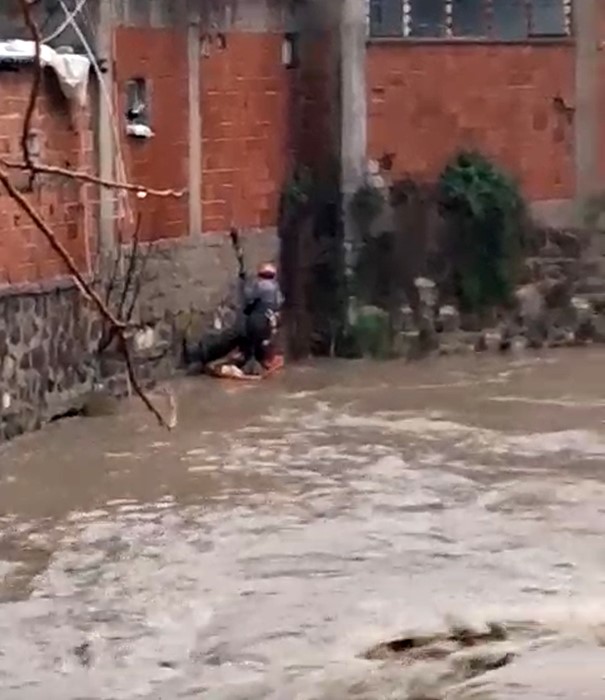 Kabus Anları.. Ekipler Harekete Geçti (4)