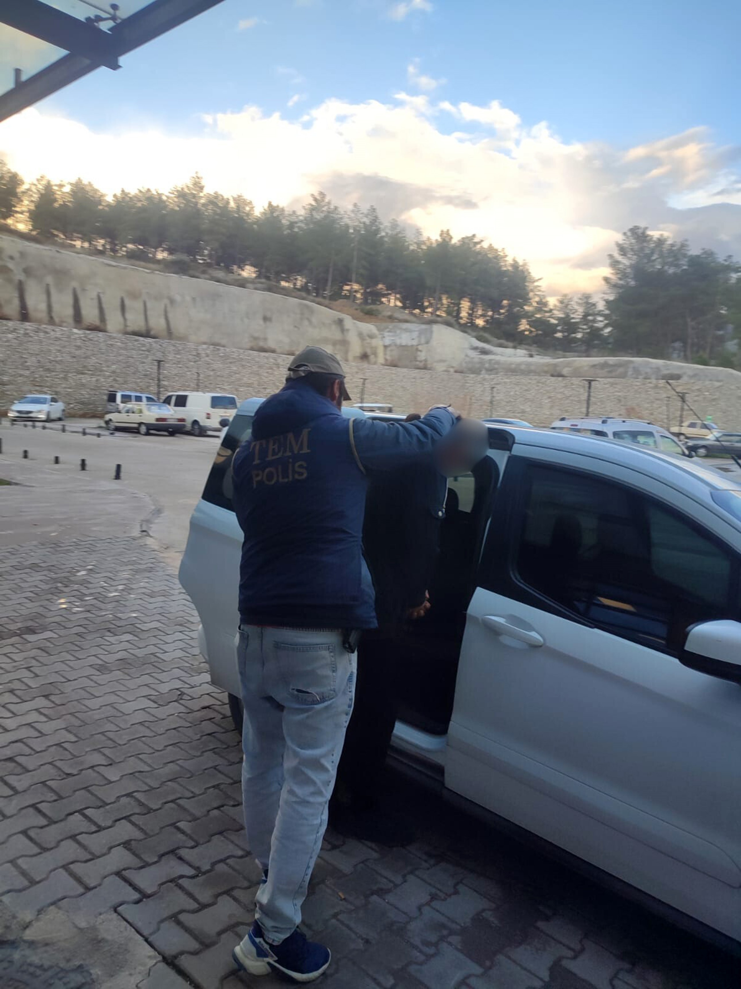 Kesinleşmiş Hapis Cezası Bulunan Fetö Üyeleri Yakalandı (2)