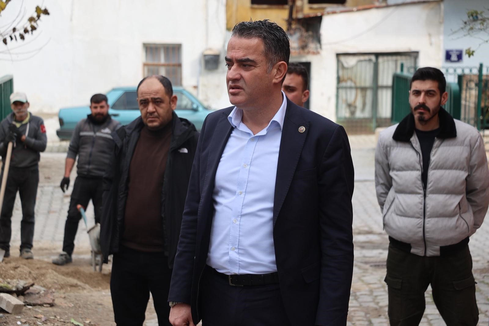 Koçarlı'da Tarihi Kule Sokağında Çalışmalar Başladı (4)