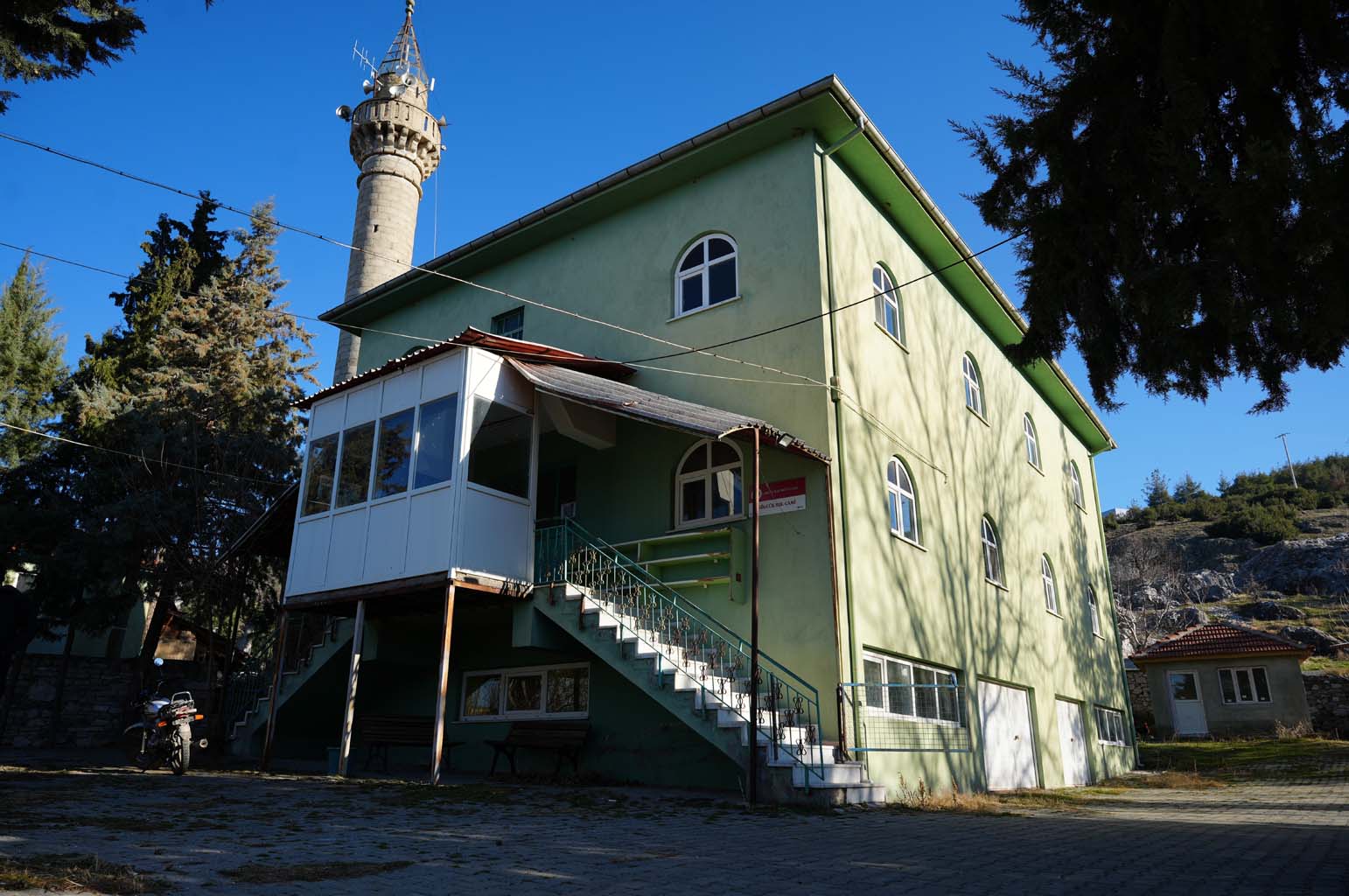 Köyün Tek Camisi Icradan Satılığa Çıkarıldı (4)