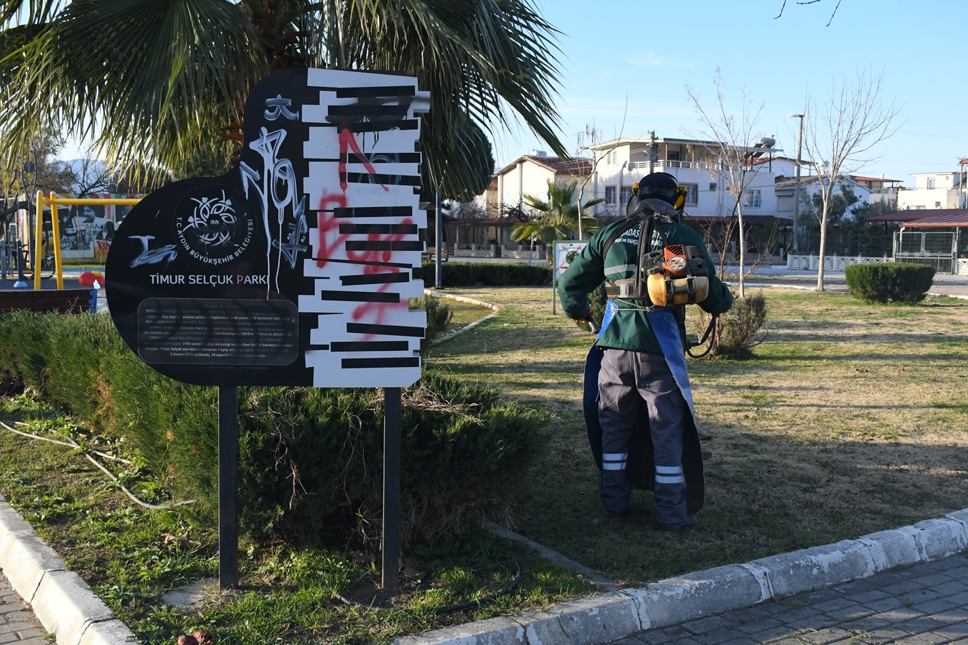 Kuşadası Belediyesi Park Ve Bahçeler Yenileme (2)-1