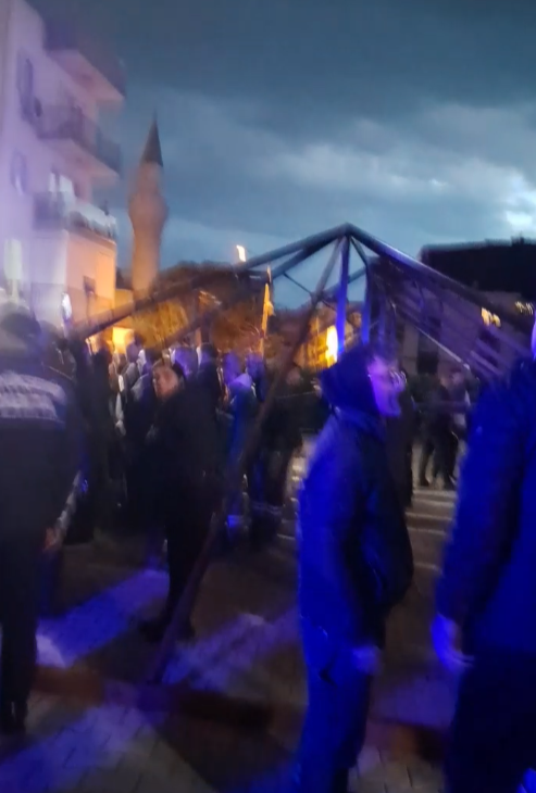 Kuşadası’nda Ortalık Karıştı (1)-1