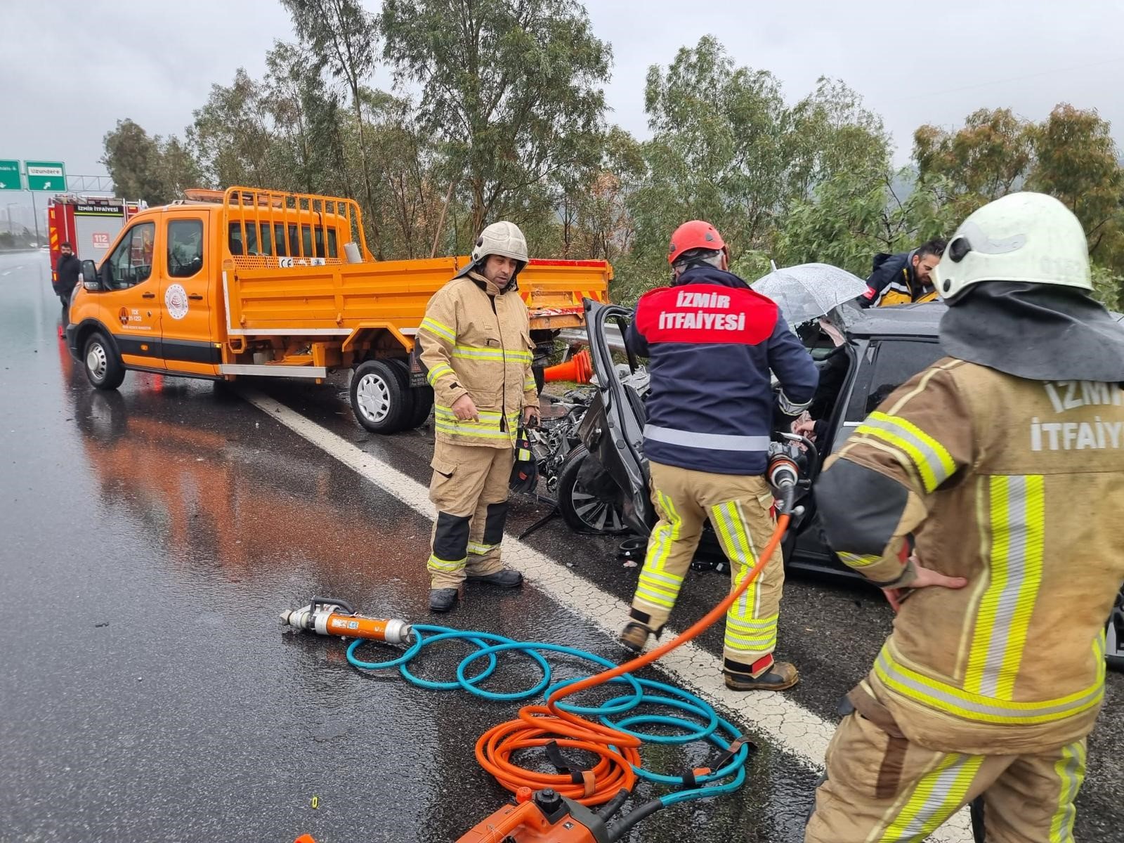 Zincirleme Trafik Kazasında Çin Uyruklu 2 Kişi Yaralandı (6)