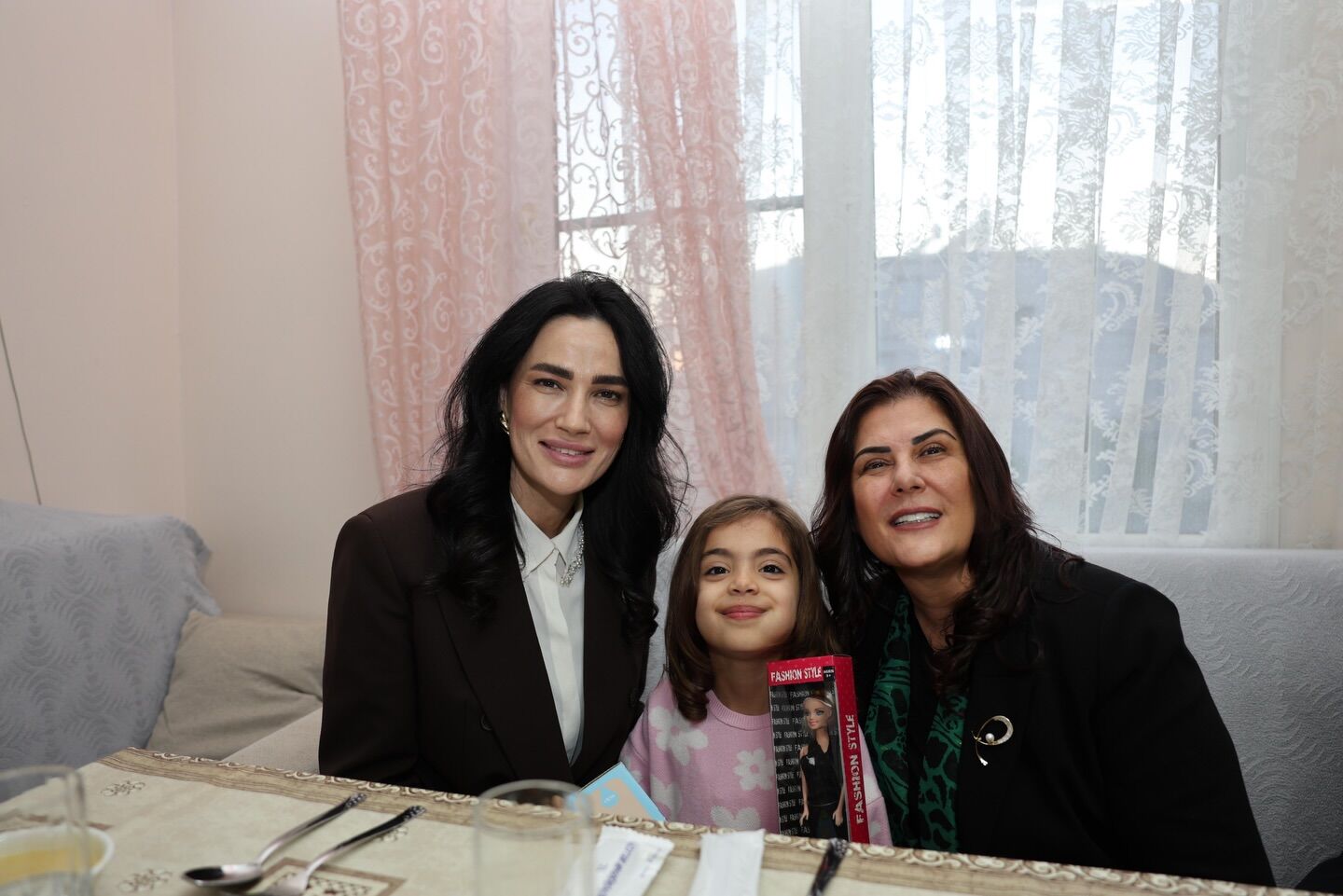 641660736 18564343114053189 4603590007231327456 N