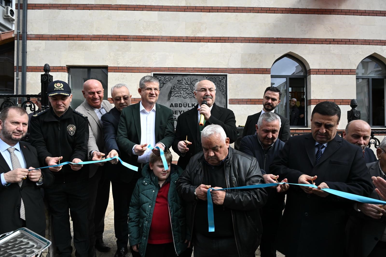 Abdülkadir Geylani Camisi Ibadete Açıldı (5)