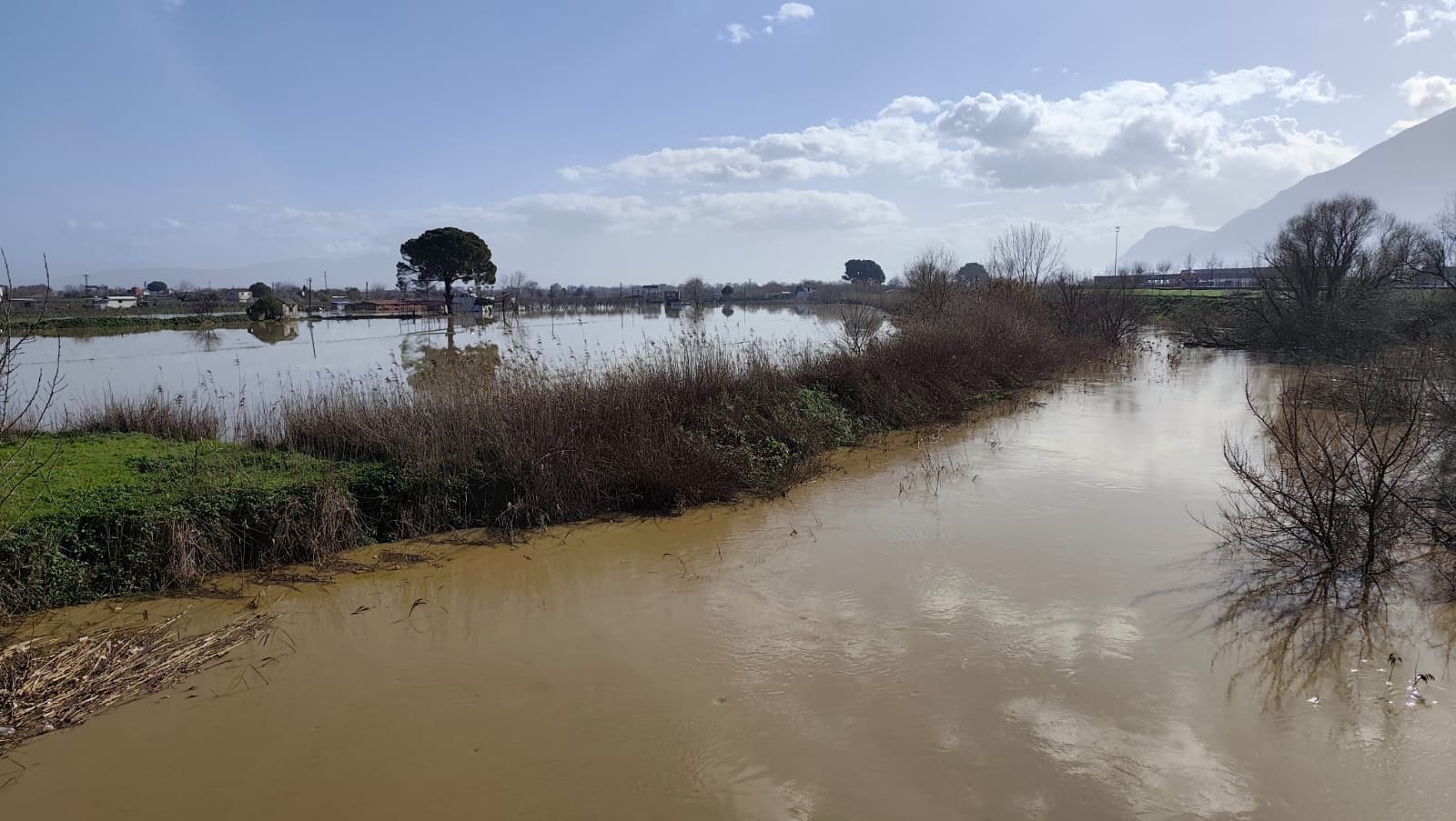 Adımla Geçilen Nehir Taştı (9)