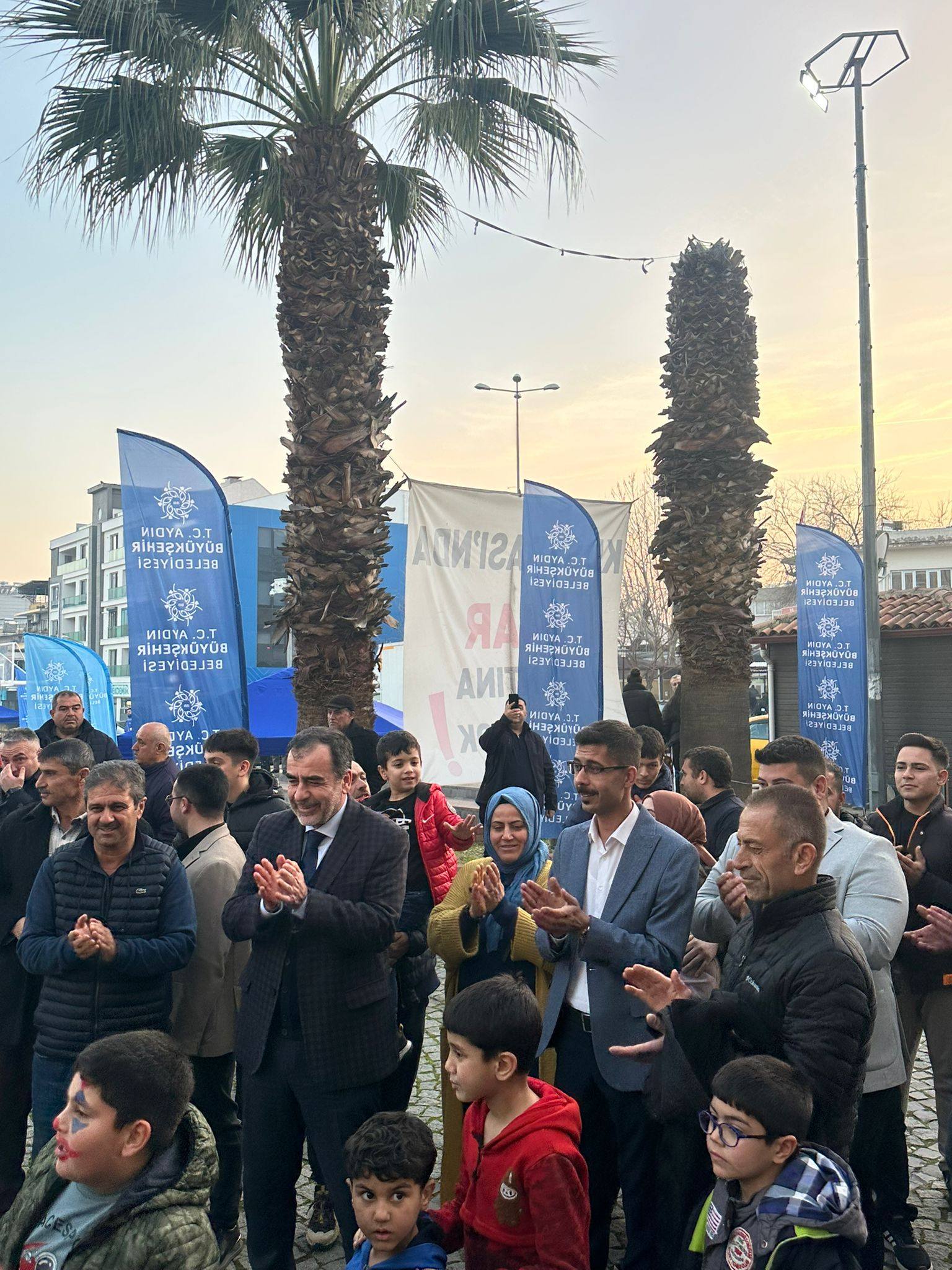 Ak Parti Aydın İl Başkanı Mehmet Erdem Orucunu Sultanhisarlılarla Açtı (7)