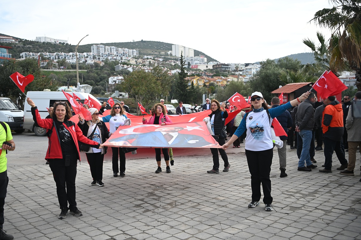 Atatürk'ün Kuşadası'na Gelişinin 102'Inci Yılı Coşkuyla Kutlandı (1)