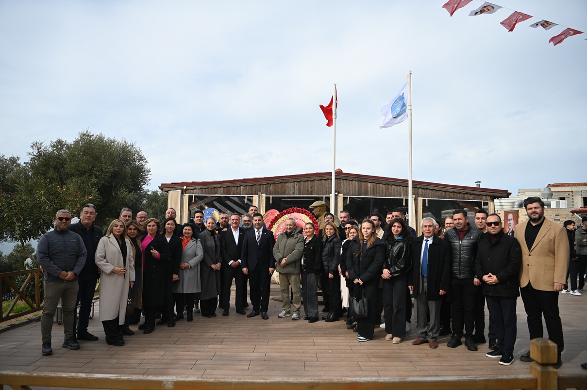 Atatürk'ün Kuşadası'na Gelişinin 102'Inci Yılı Coşkuyla Kutlandı (7)
