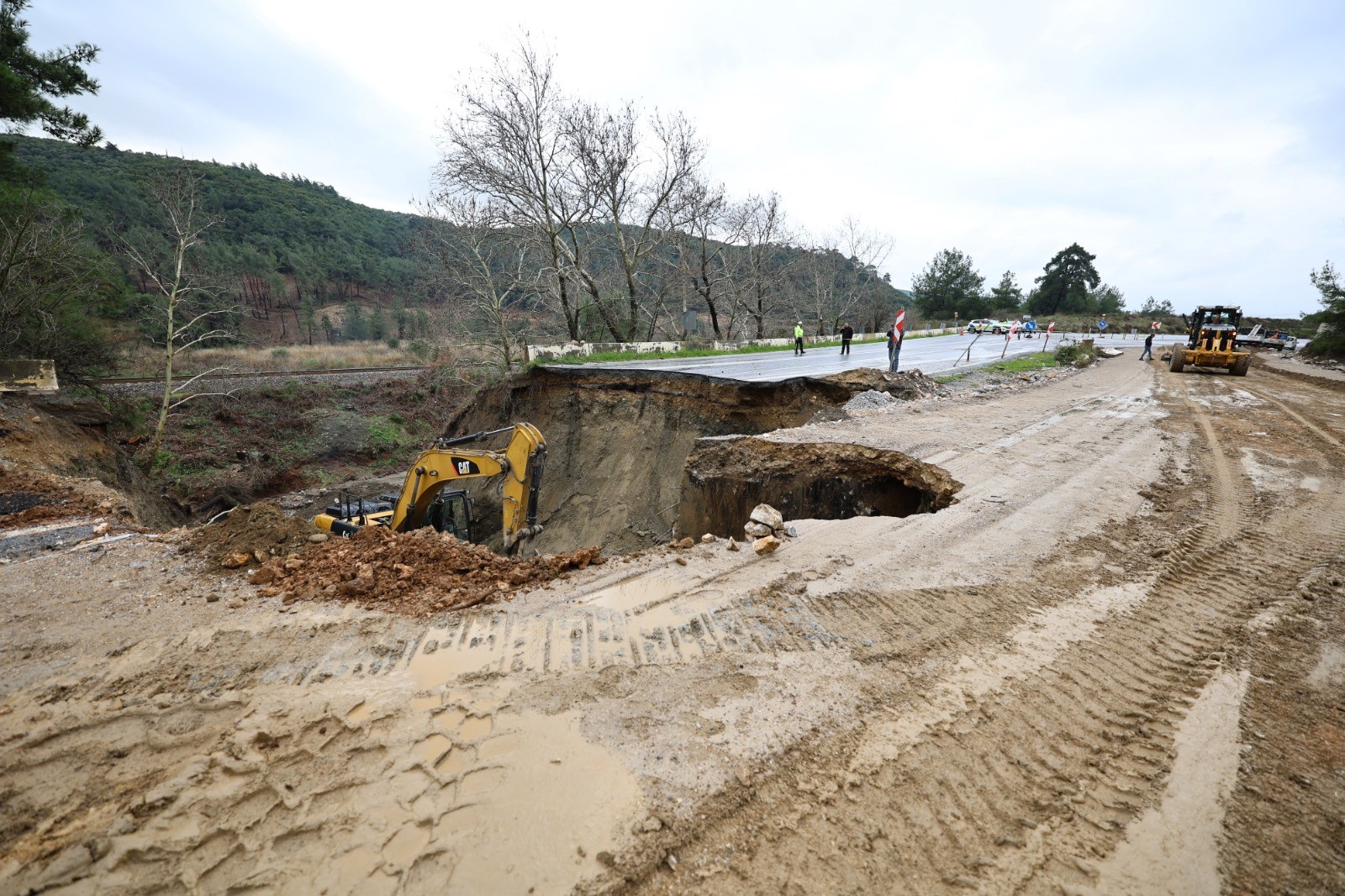 Aydın Dikkat, Yol Tamamen Kapandı (5)