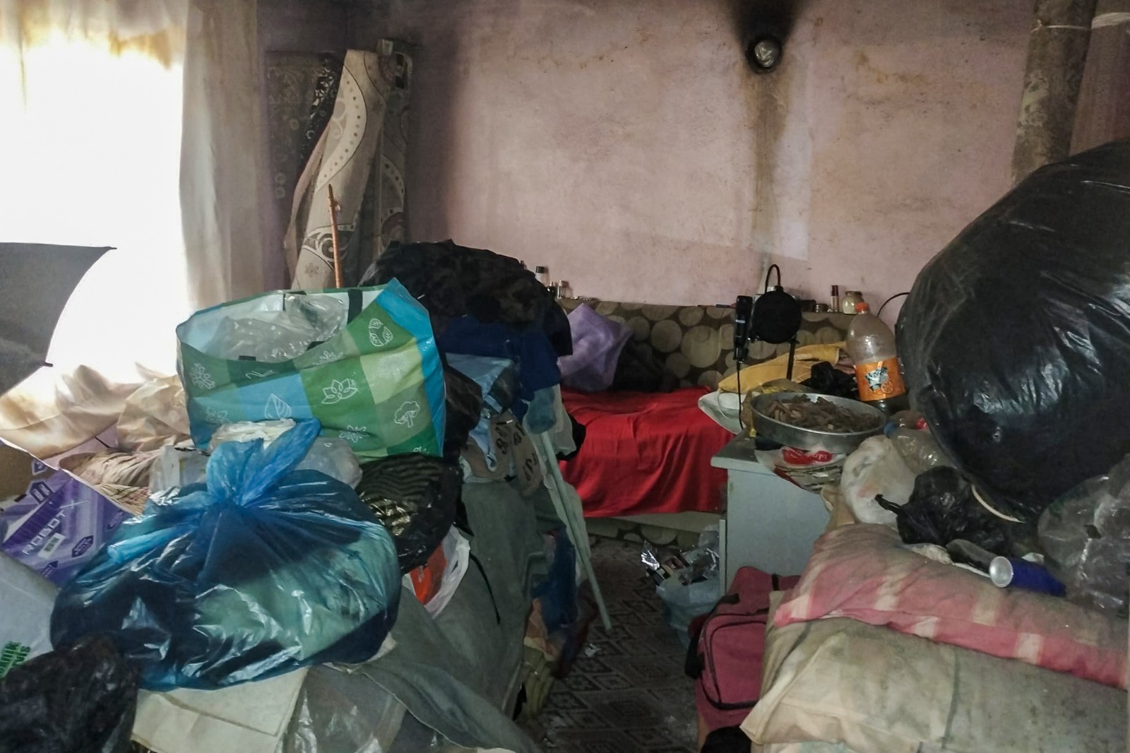 Aydın’da Mide Bulandıran Görüntüler.. Kamyon Kamyon Çöp Çıktı (4)