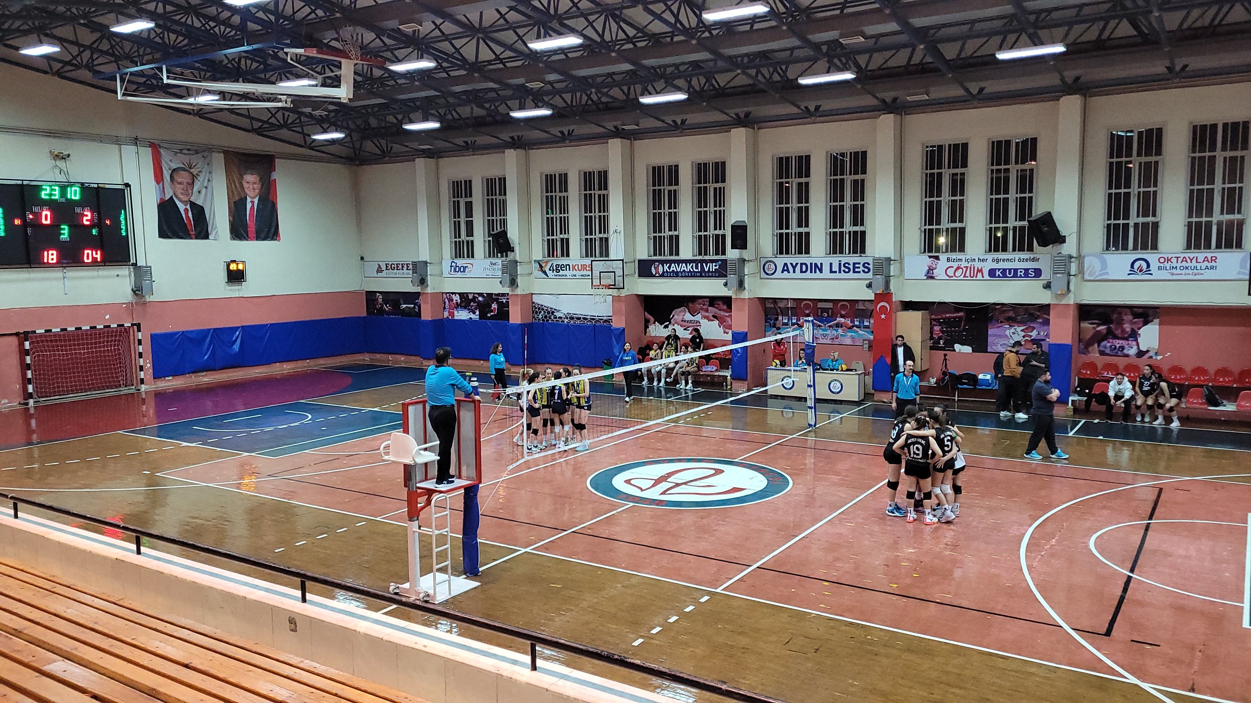 Aydın’da Ortalık Karıştı, Herkes Dışarı Çıkartıldı (4)