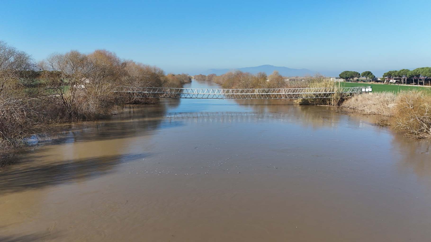 Aydın’da Tarlalar Sular Altında, Menderes Taştı (13)