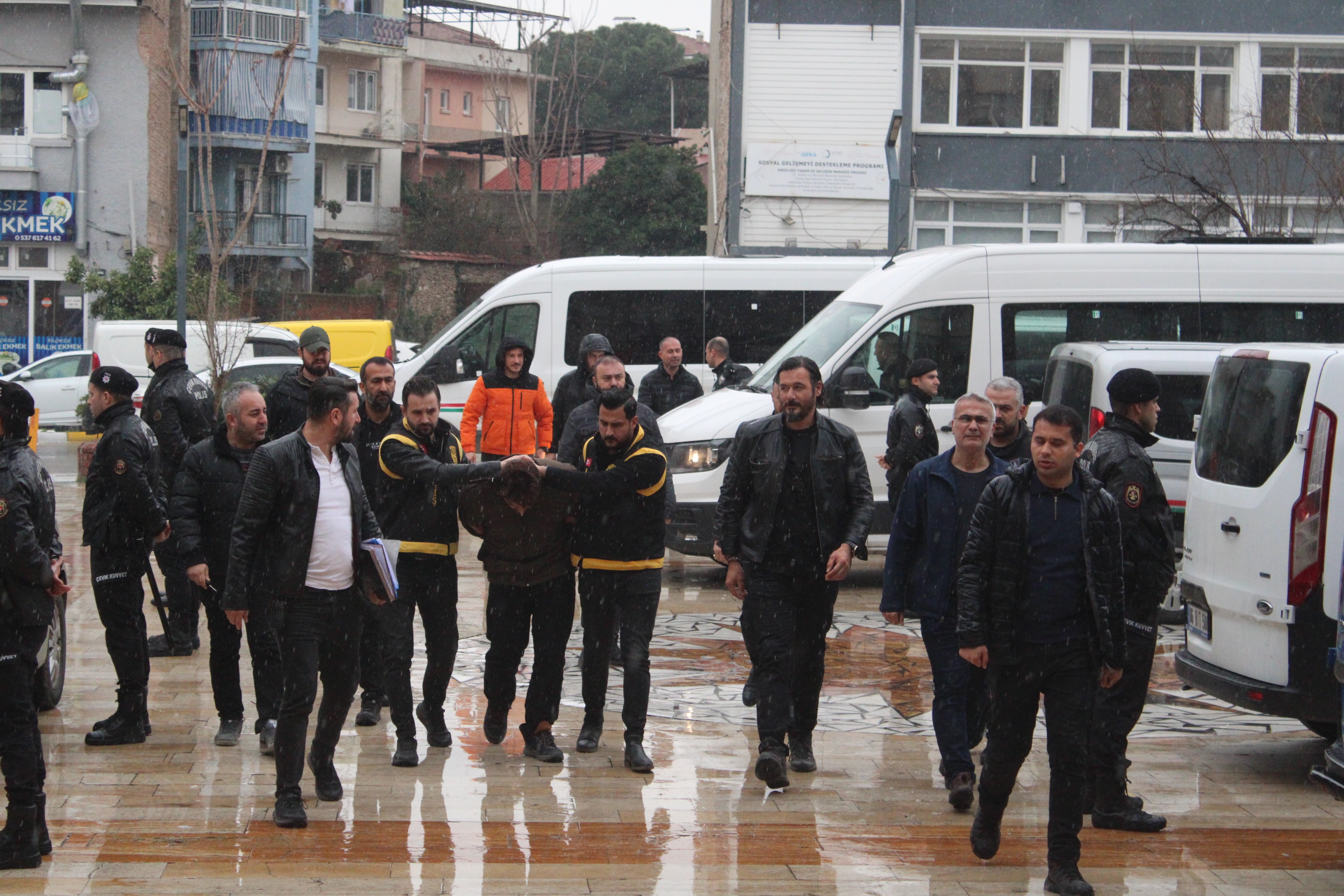 Aydın’da Yaşlı Karı Kocayı Öldüren Cani Hakkında Mahkemeden Karar (3)