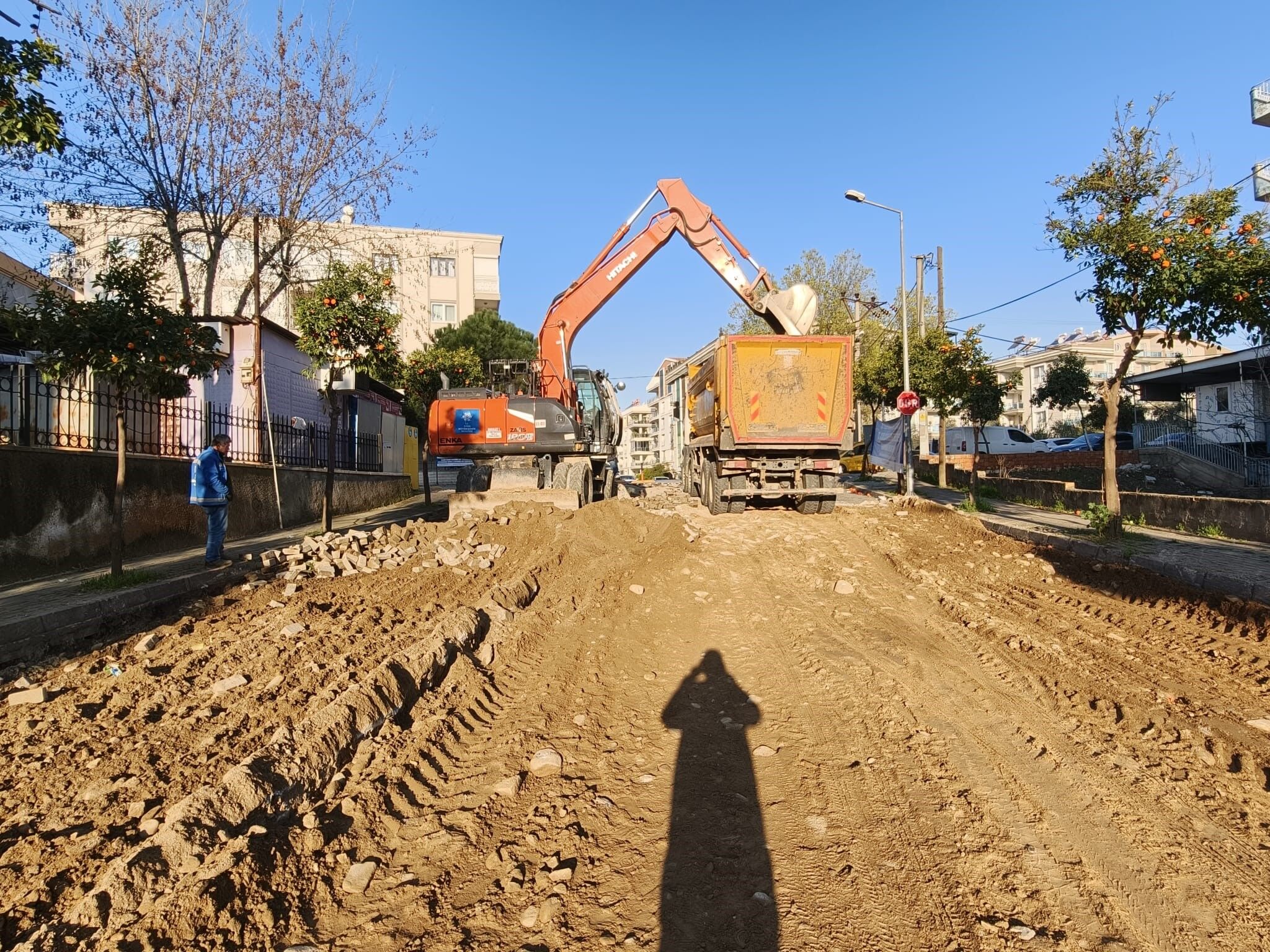 Aydın’ın Dört Bir Yanında Büyükşehir Ekipleri Çalışıyor (7)