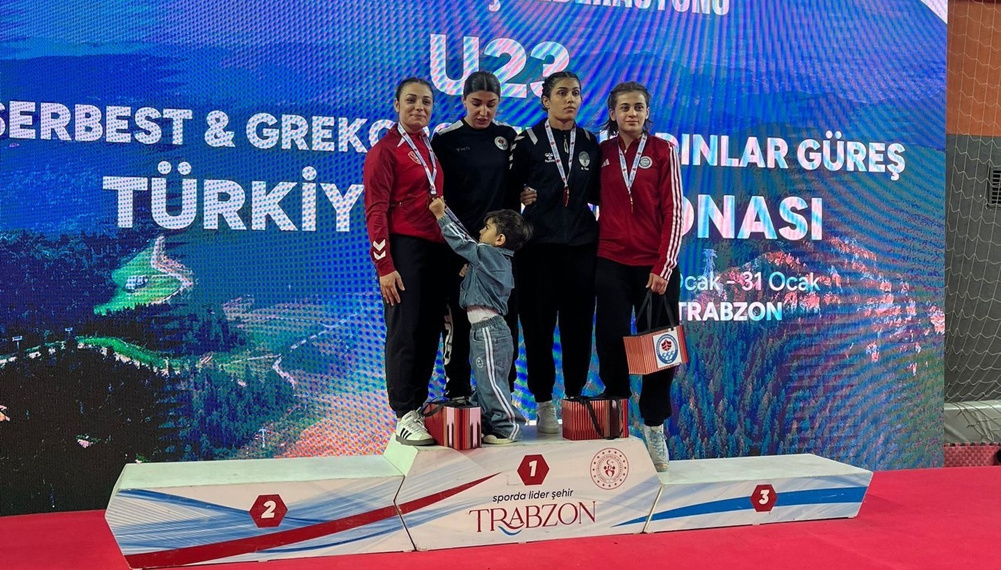 Aydınlı Güreşçi, Trabzon’dan Madalyayla Döndü (2)