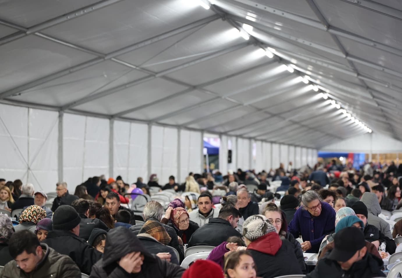 Aydınlılar Büyükşehir Belediyesi’nin Iftar Sofralarında Buluşuyor (5)