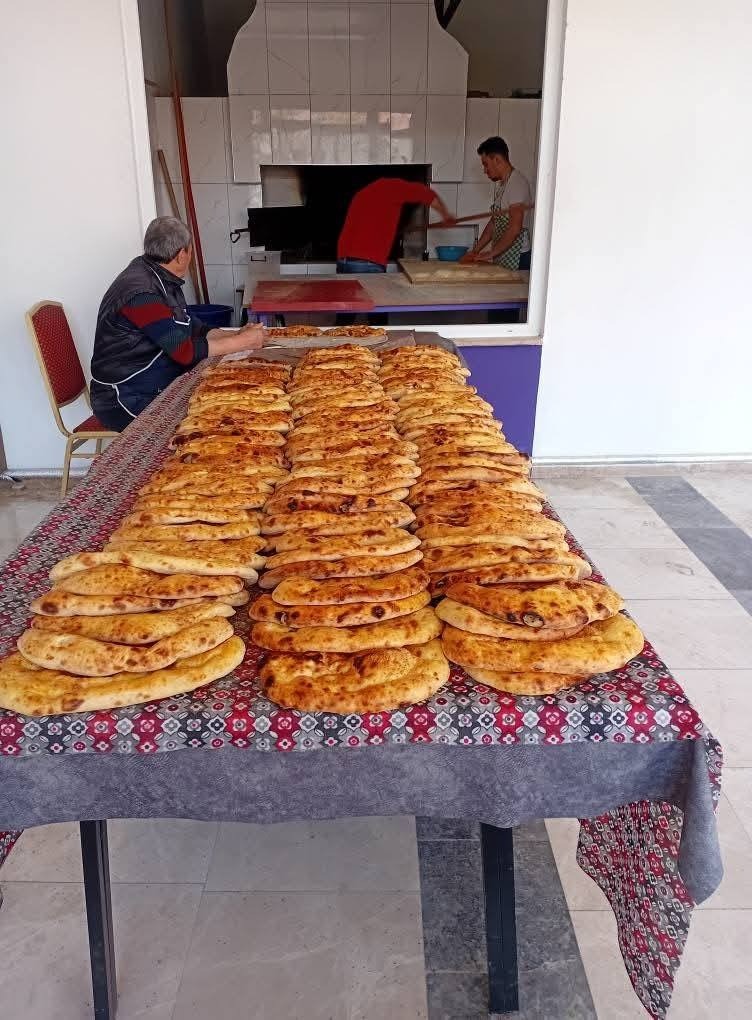 Bu Köyde Ramazan Pideleri Ücretsiz (3)