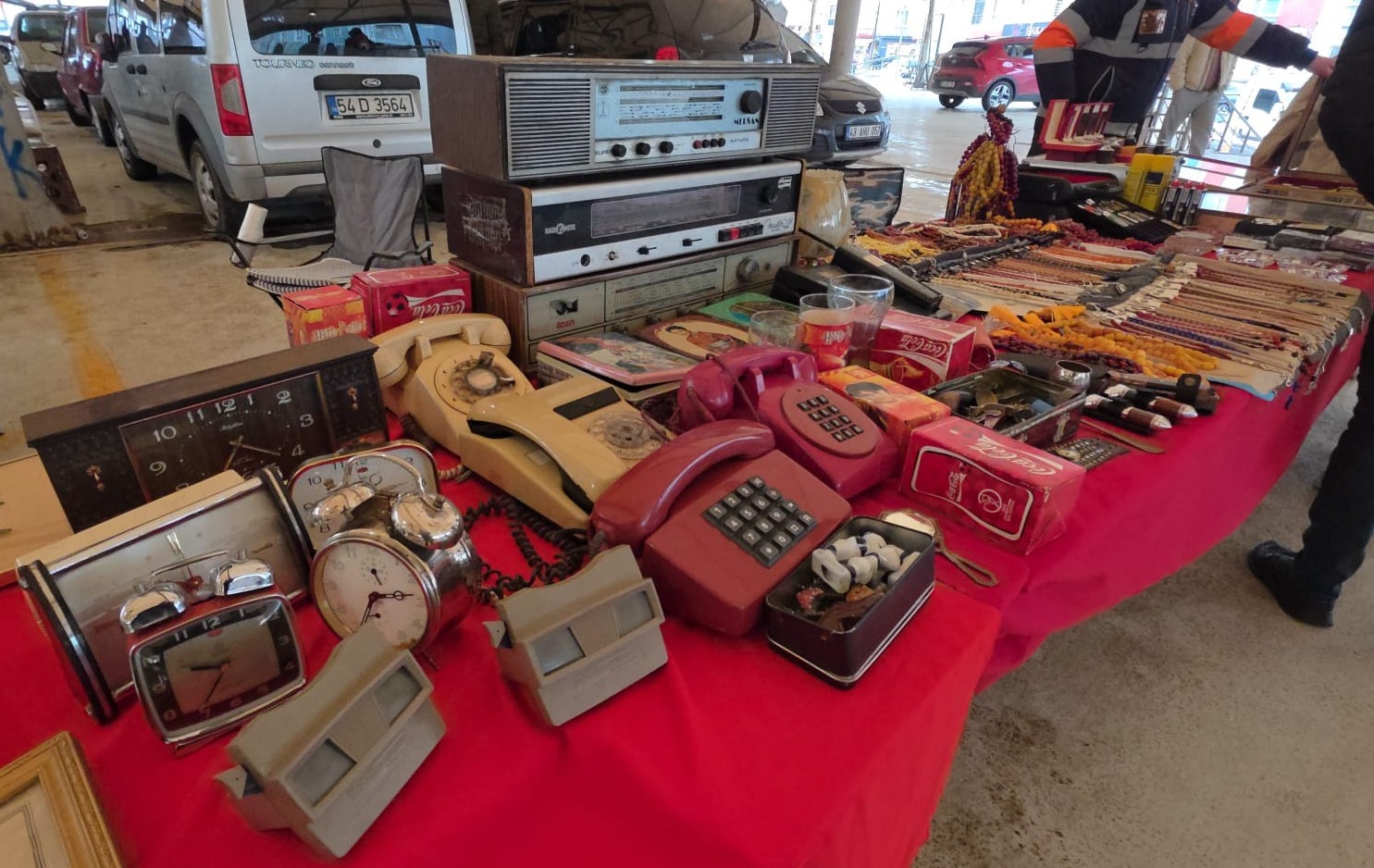 Bu Pazarda Her Şey Var (3)