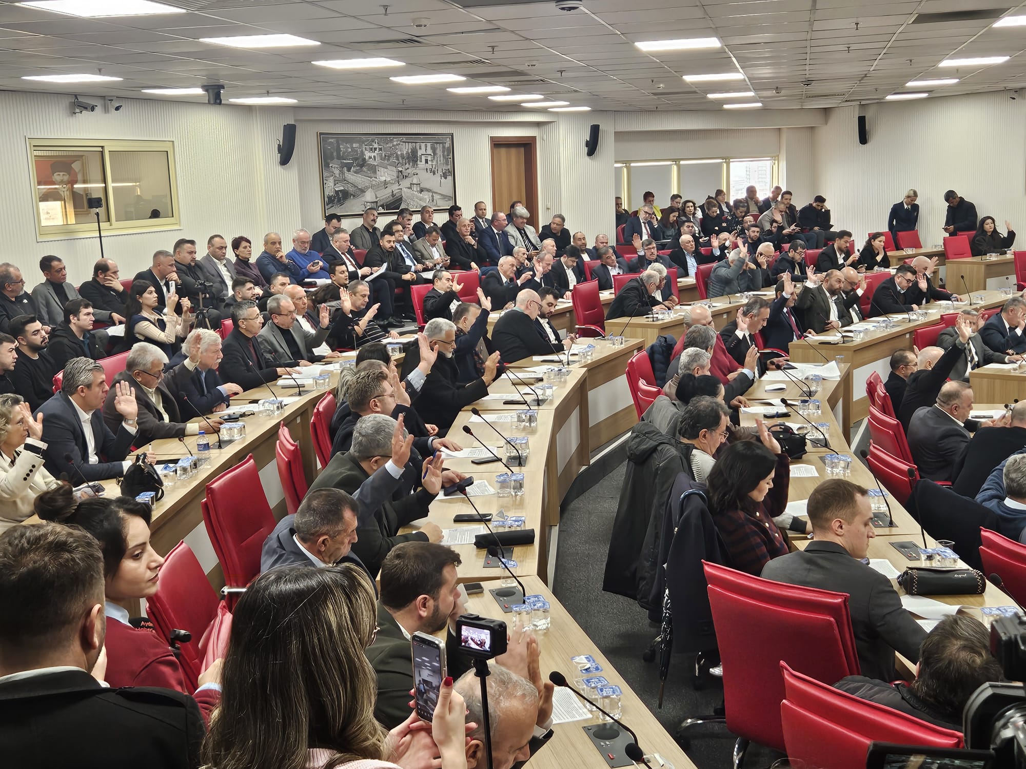 Çerçioğlu Aydın Halkını 1,5 Milyar Tl Borçlandırmak Istedi, Chp’liler Ret Oyu Verdi (1)