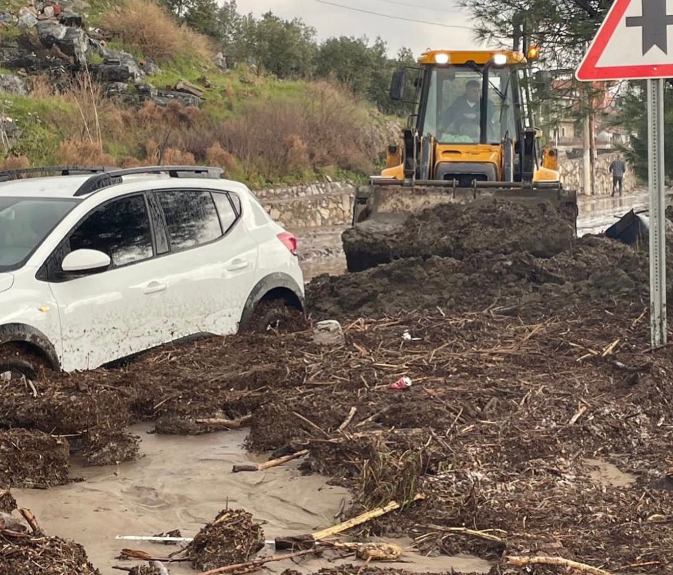 Çerçioğlu Ile Ak Parti’ye Geçmişti, Söke’yi Kaderine Terk Etti.. Tepki Büyük (2)