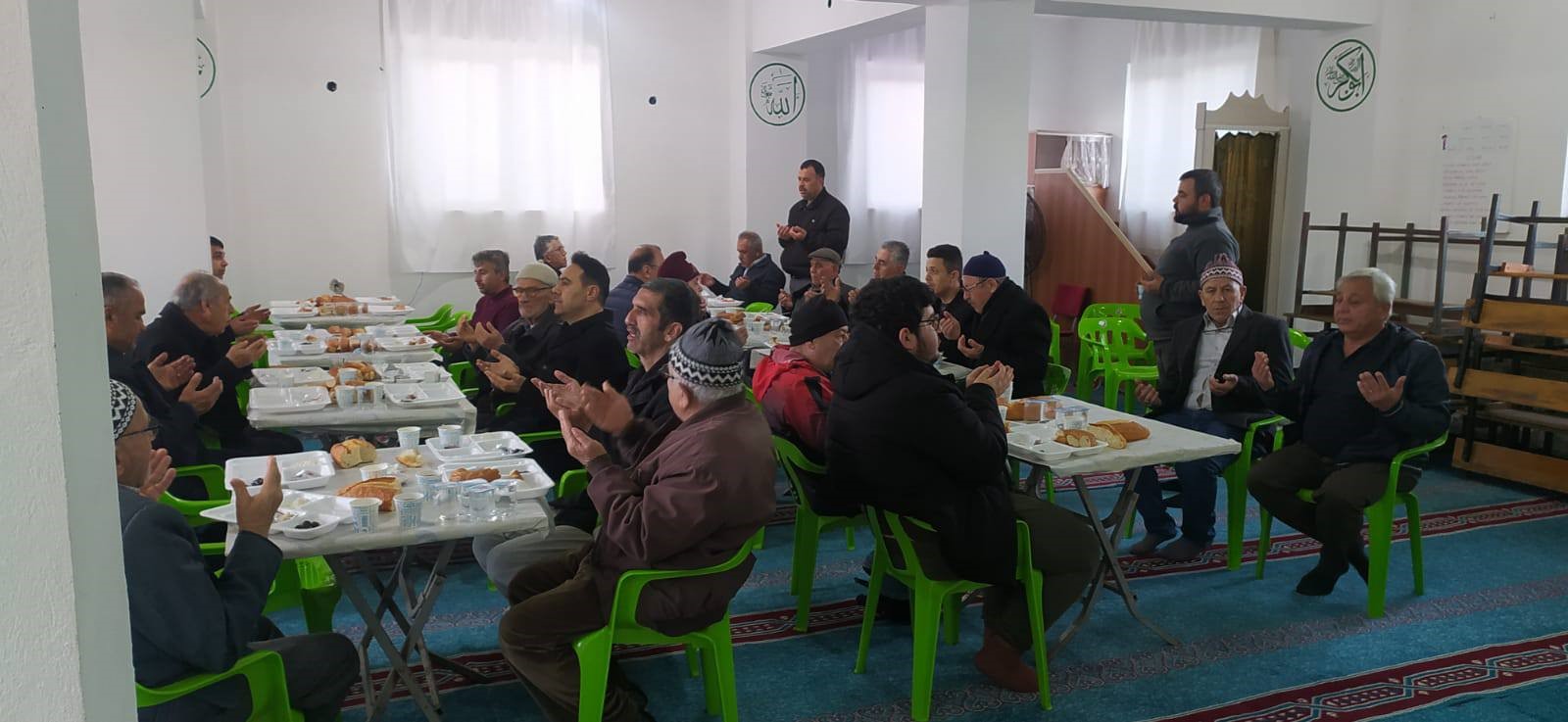 Çine’de Cemaat Ramazan Öncesi Sabah Namazında Buluştu (3)