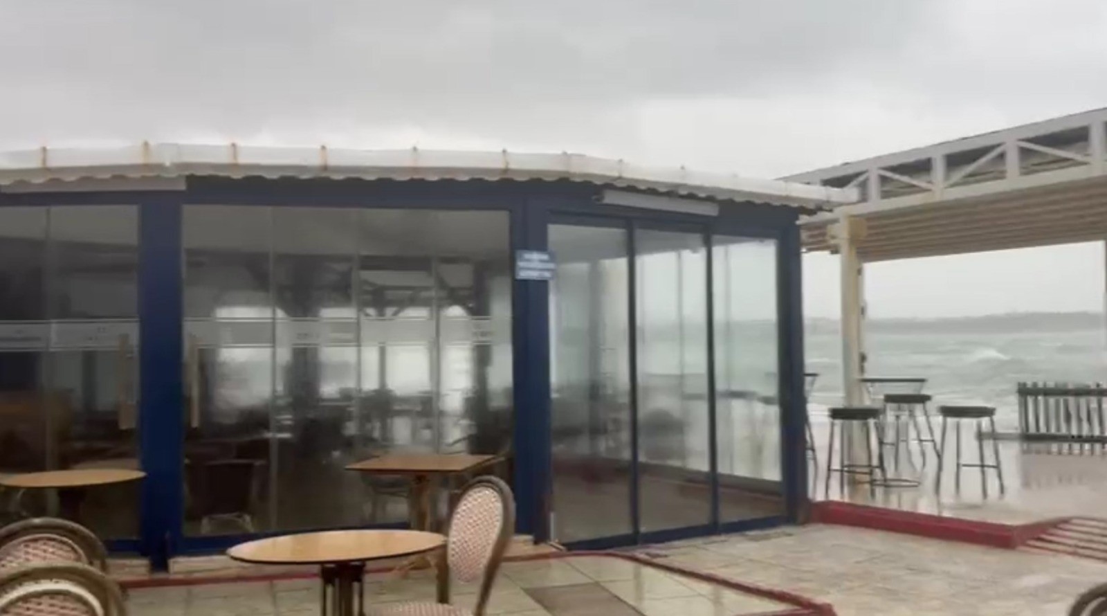 Didim’de Deniz Taştı (2)