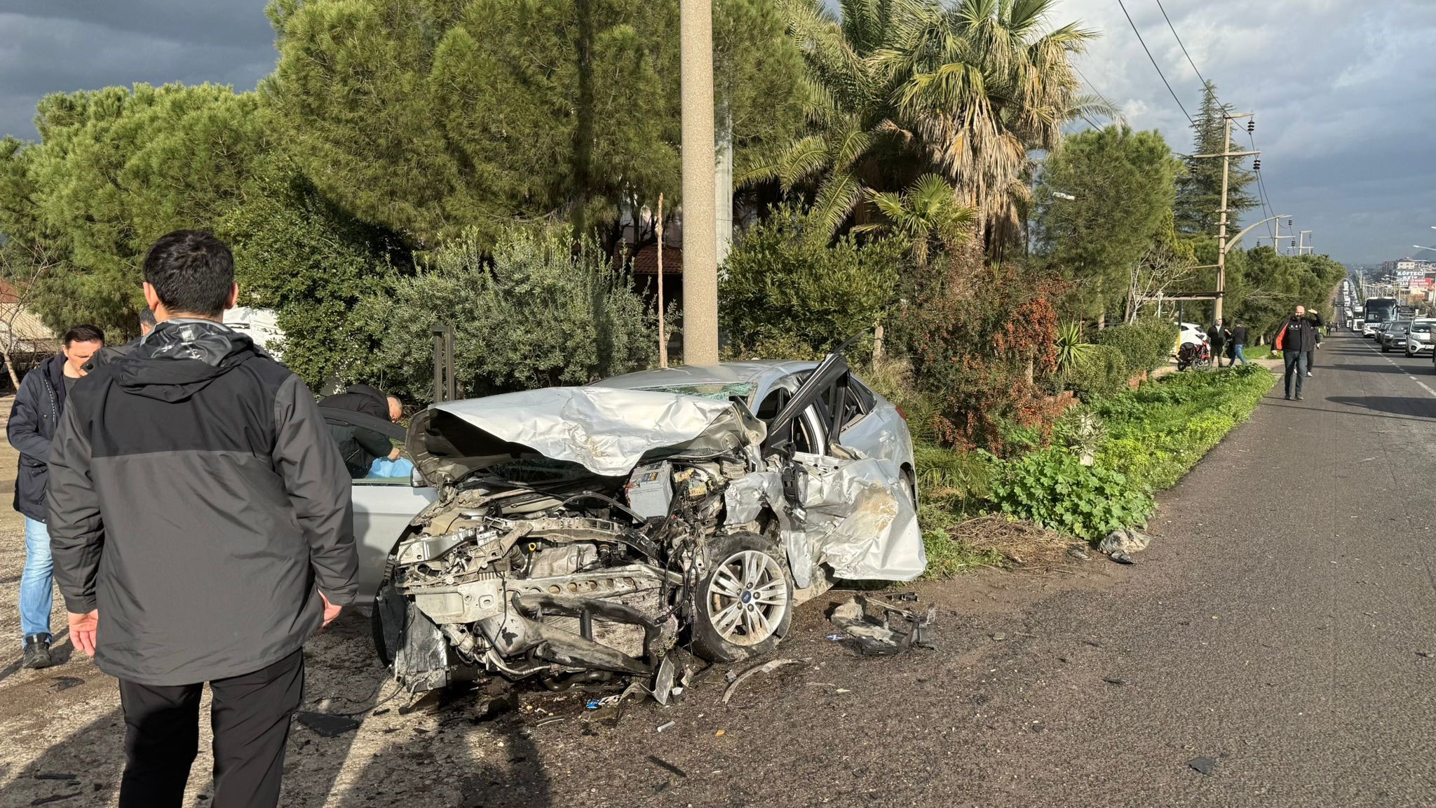 Feci Kazada 2 Ölü, 4 Yaralı (4)