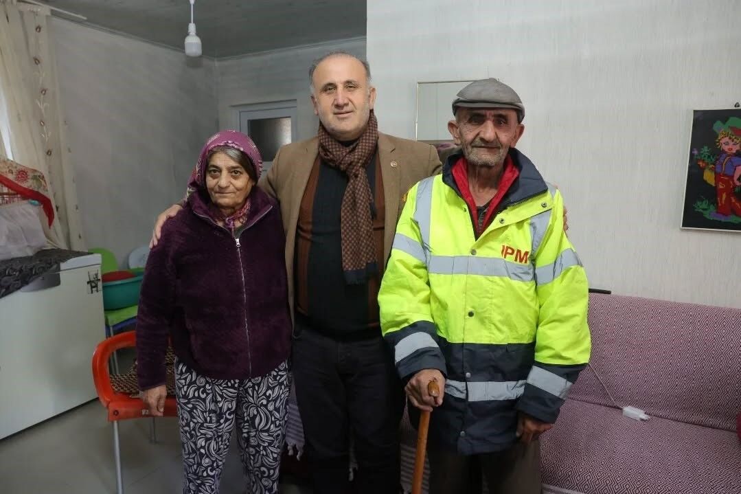 İncirliova’da Başkan Kaya, Gül Çiftine Kayıtsız Kalmadı (2)