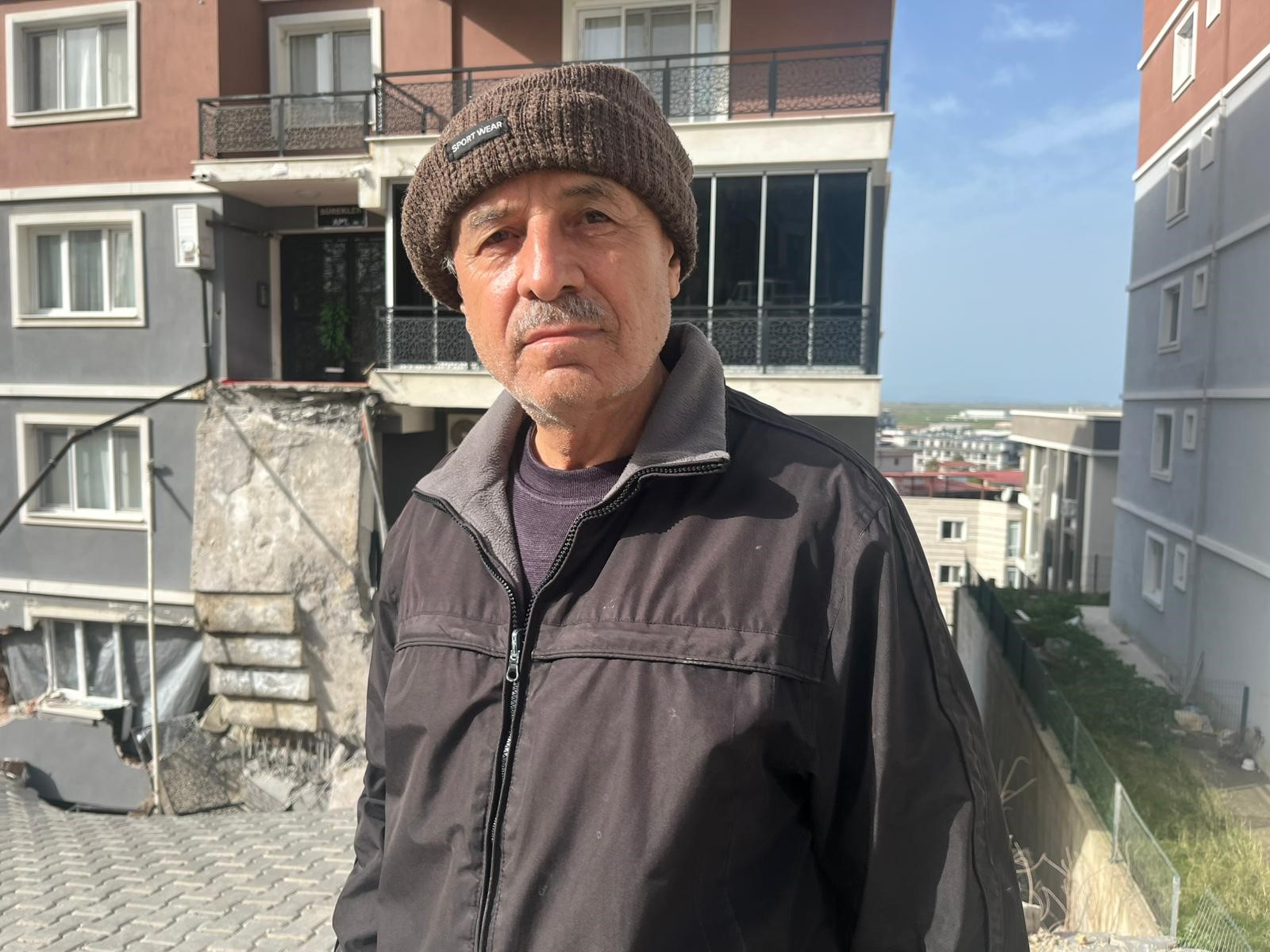 İstinat Duvarı Çöktü, Sitede Sakinlerinin Kabusu Devam Ediyor (4)