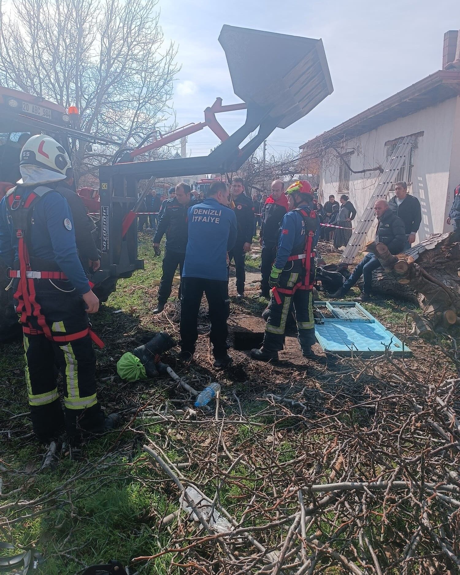 Kadının Feryatlarına Komşuları Ve Ekipler Yetişti (2)