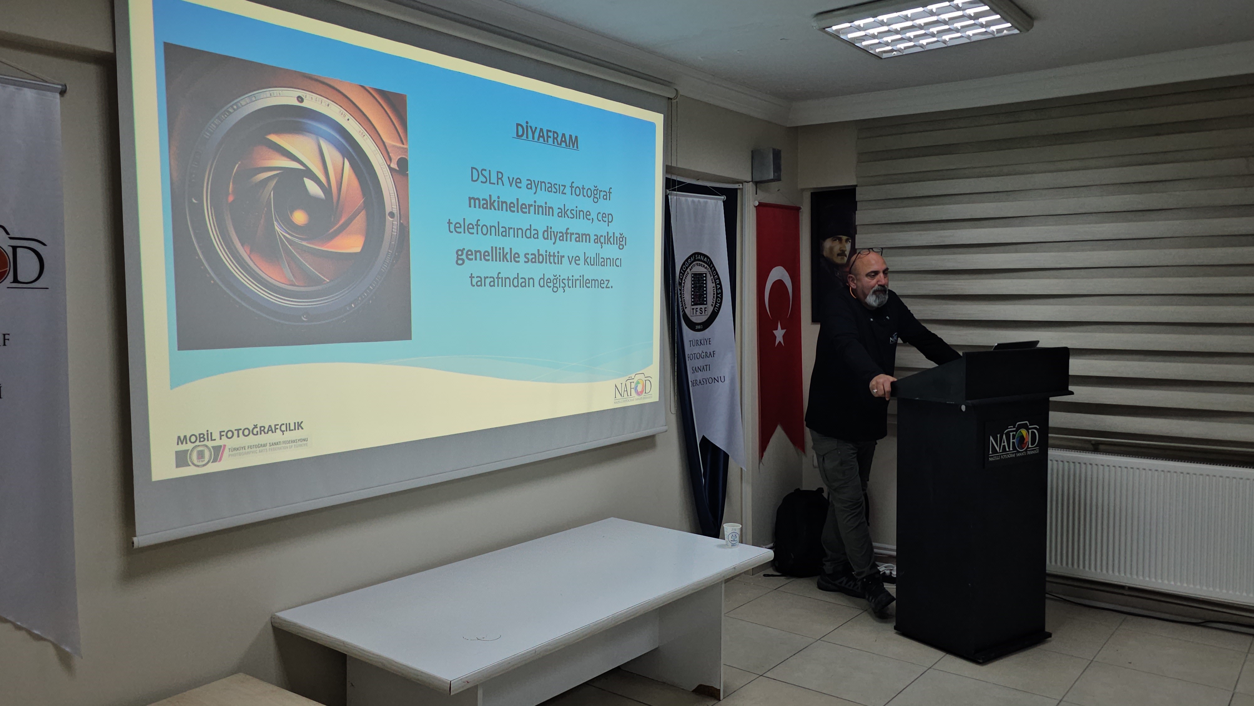 Kameralar Cebe Girdi (6)