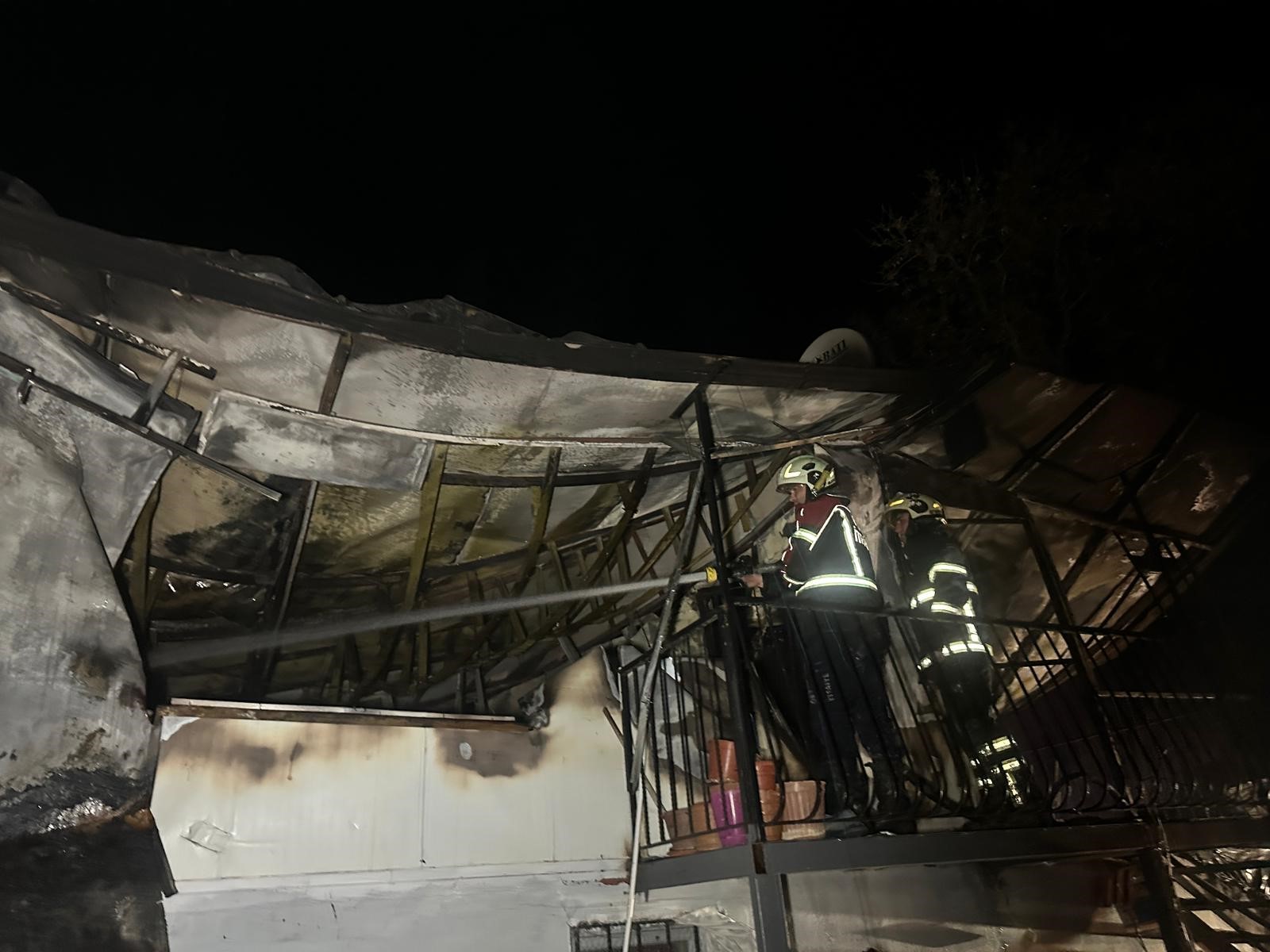 Karı Kocanın Cansız Bedeni Çıkartıldı (6)