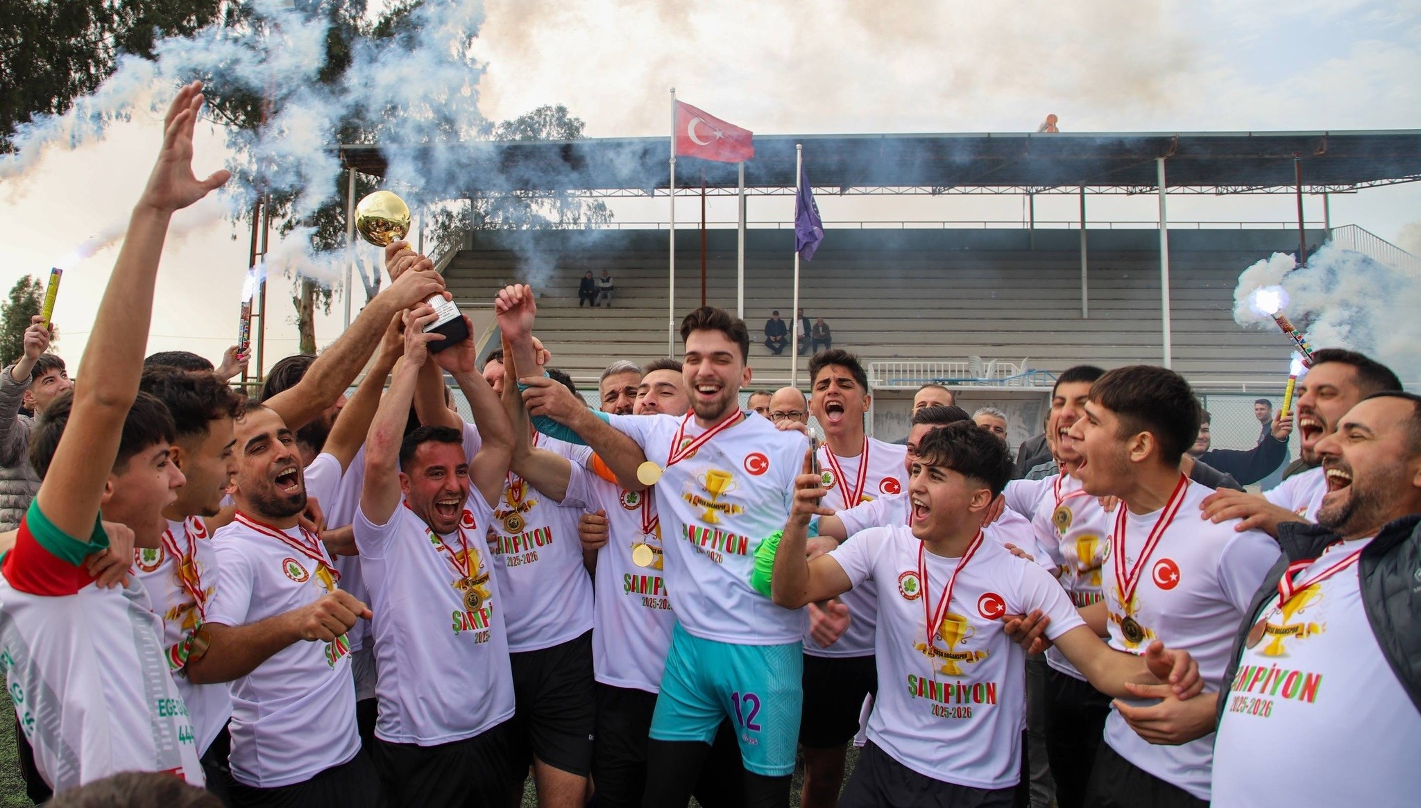 Köşk Belediye Doğanspor Şampiyonluğunu Ilan Etti (5)