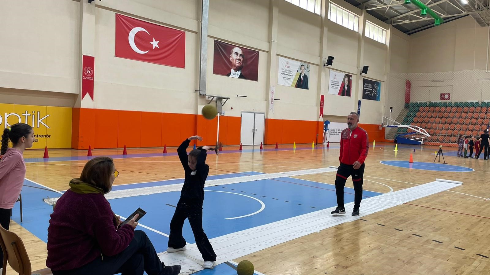 Kuşadası'nda Geleceğin Sporcuları Keşfedildi (3)