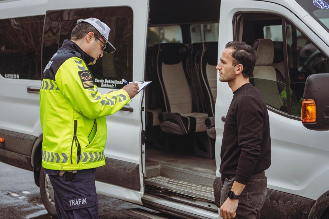 Kuşadası’nda Okul Servisleri Denetlendi (4)