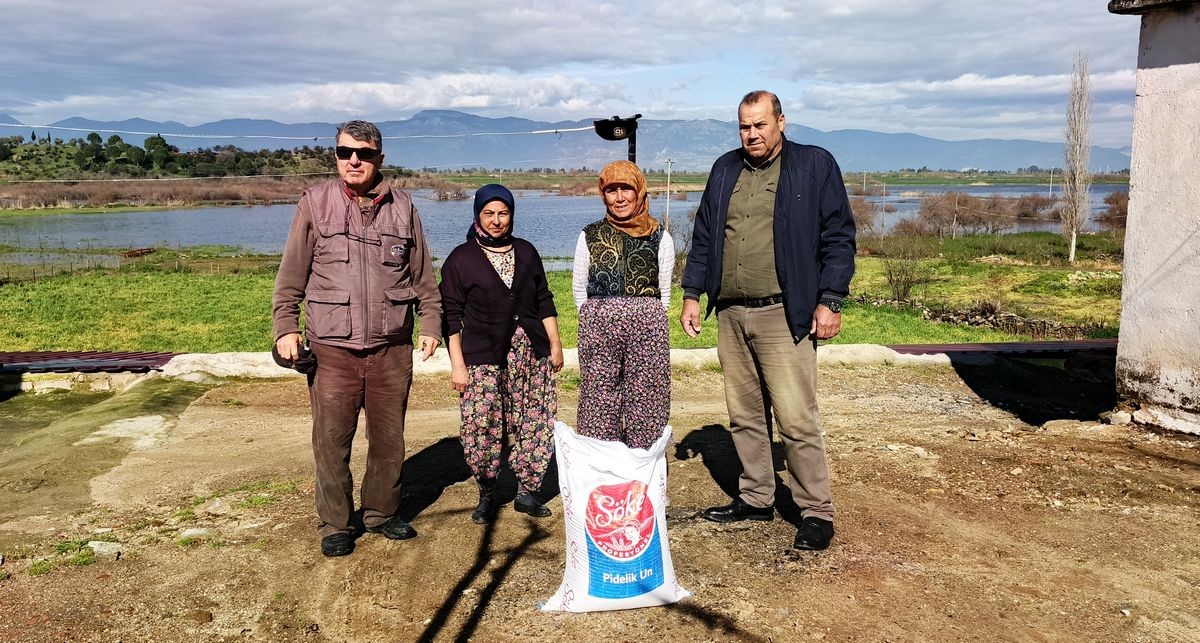 Leyleği Gördü, 1 Çuval Unu Kaptı (3)