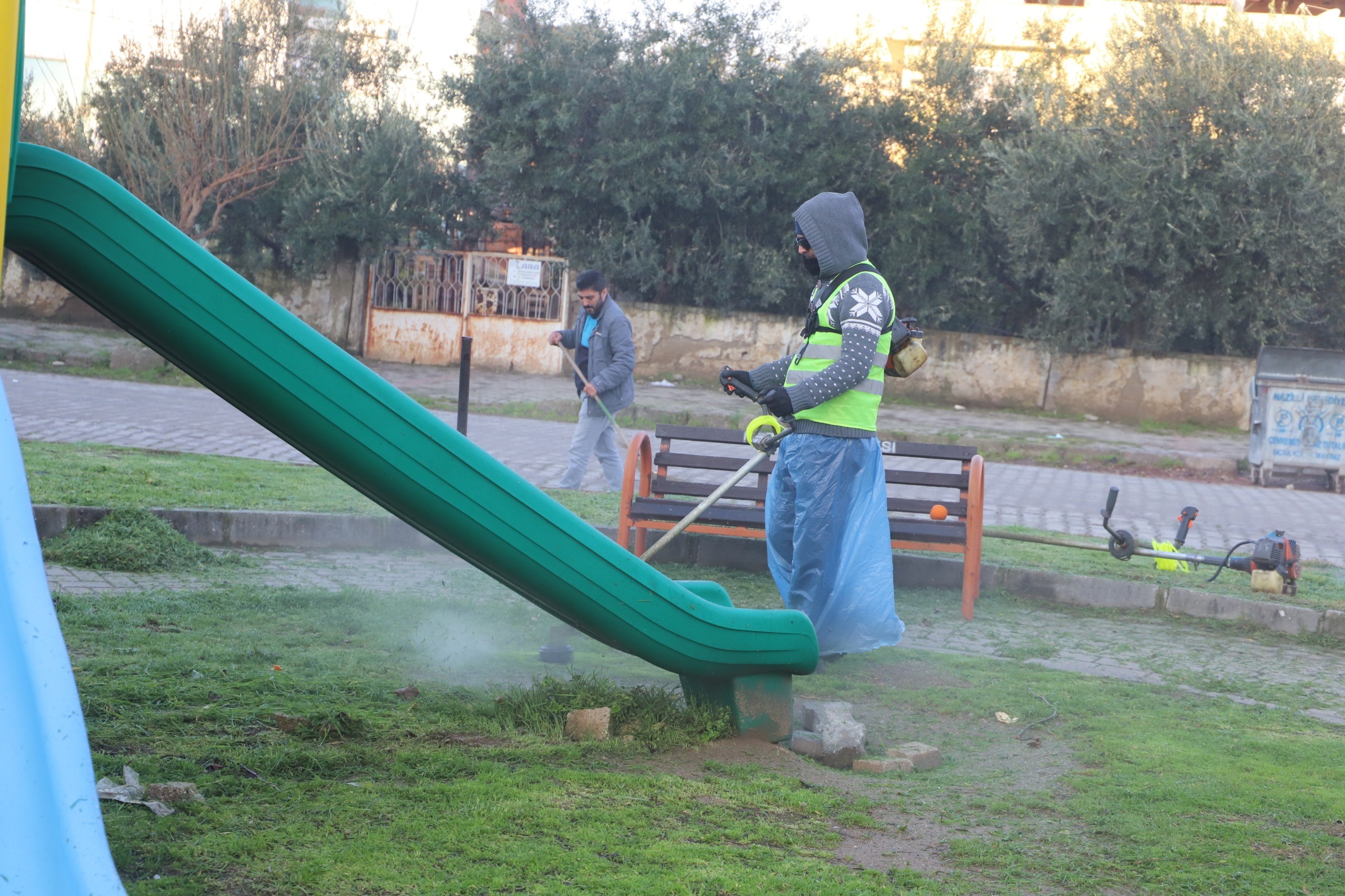Nazilli Belediyesi Temizlik Çalışmalarına Hız Verdi (8)