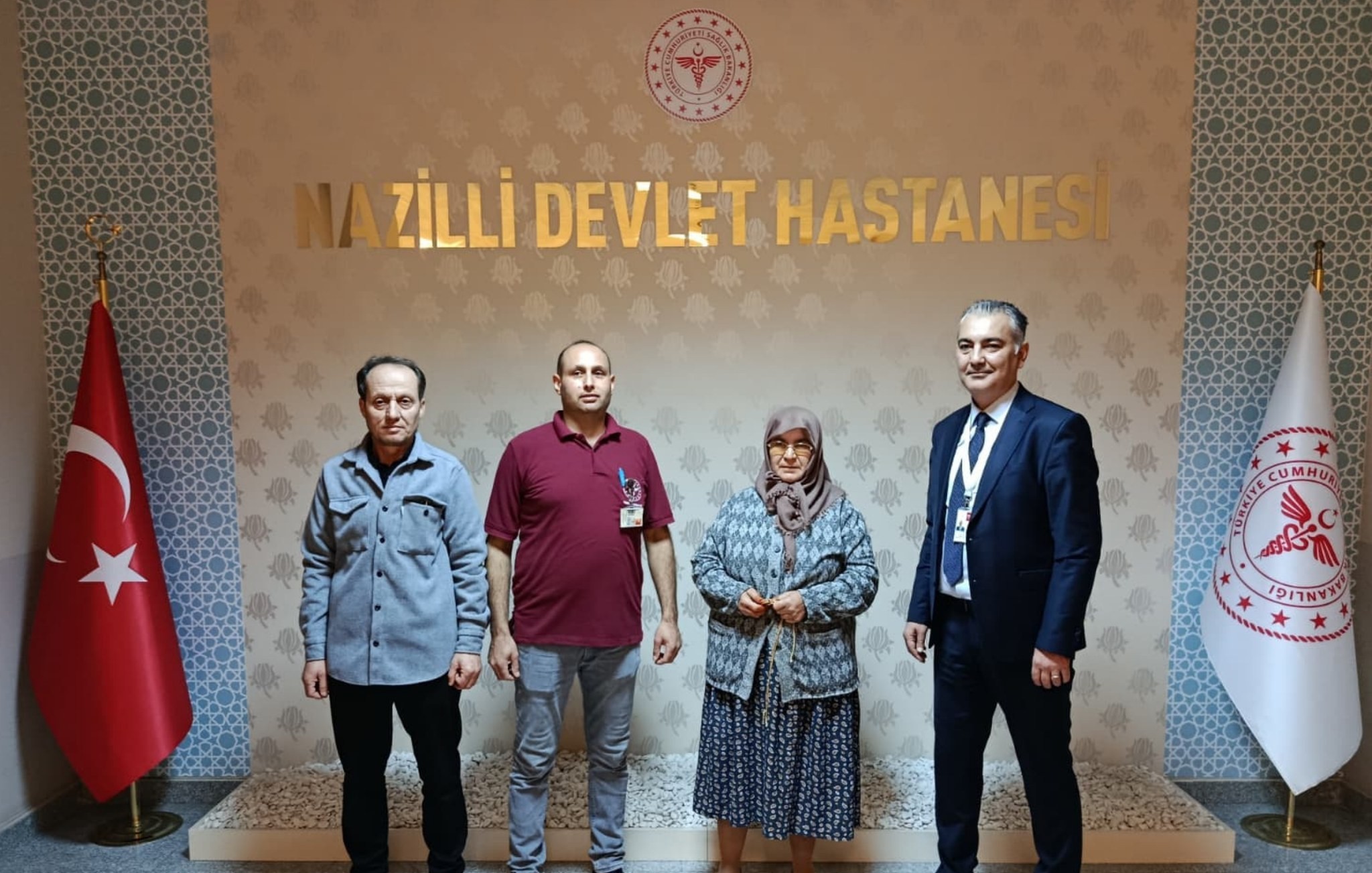 Nazilli’de Temizlik Personelinin Bulduğu Altınlar Sahibine Teslim Edildi (3)