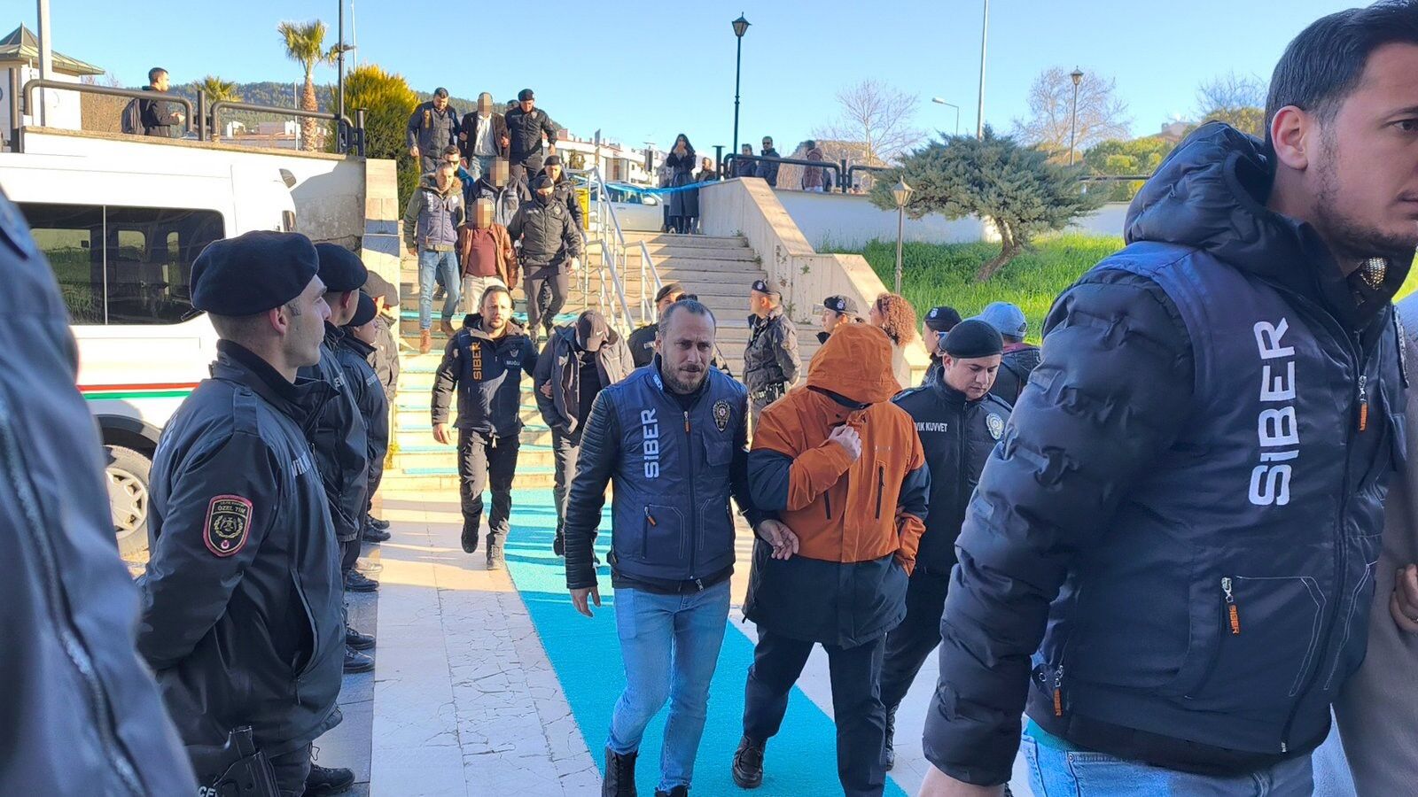 Sahte Sosyal Medya Operasyonunda Ikinci Dalga (1)