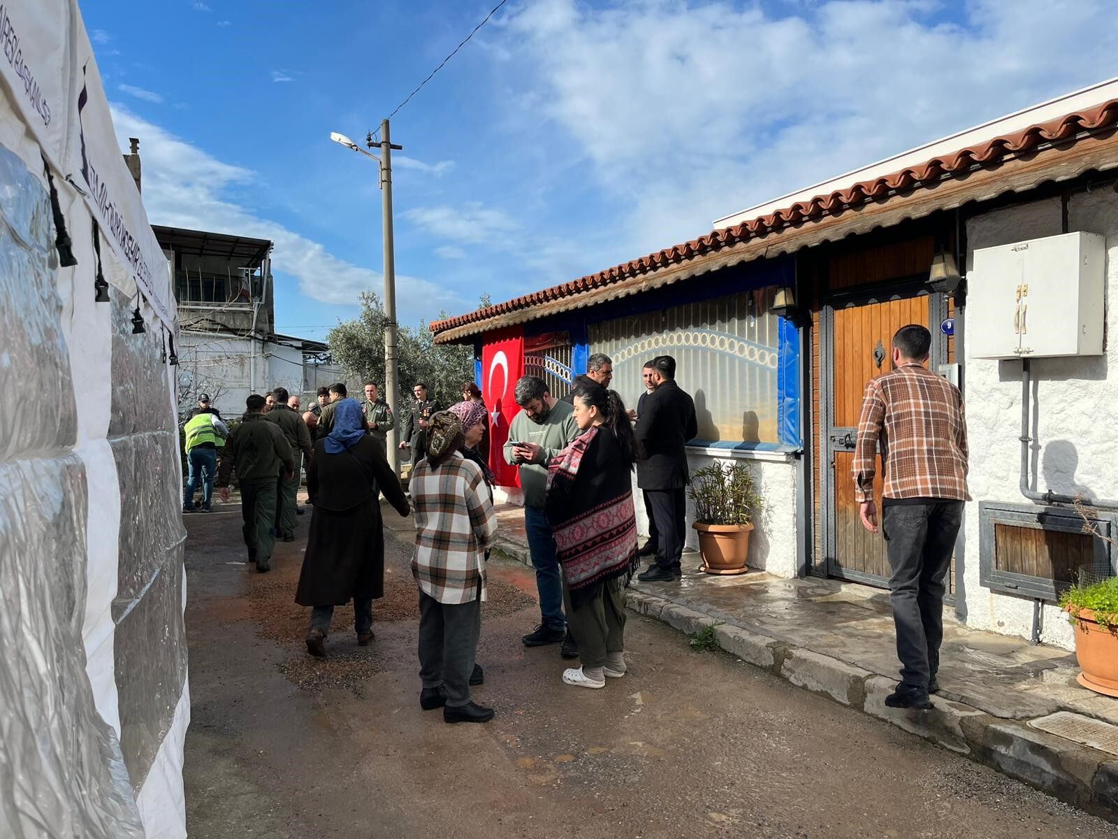 Şehit Pilotun Evinde Yas (4)