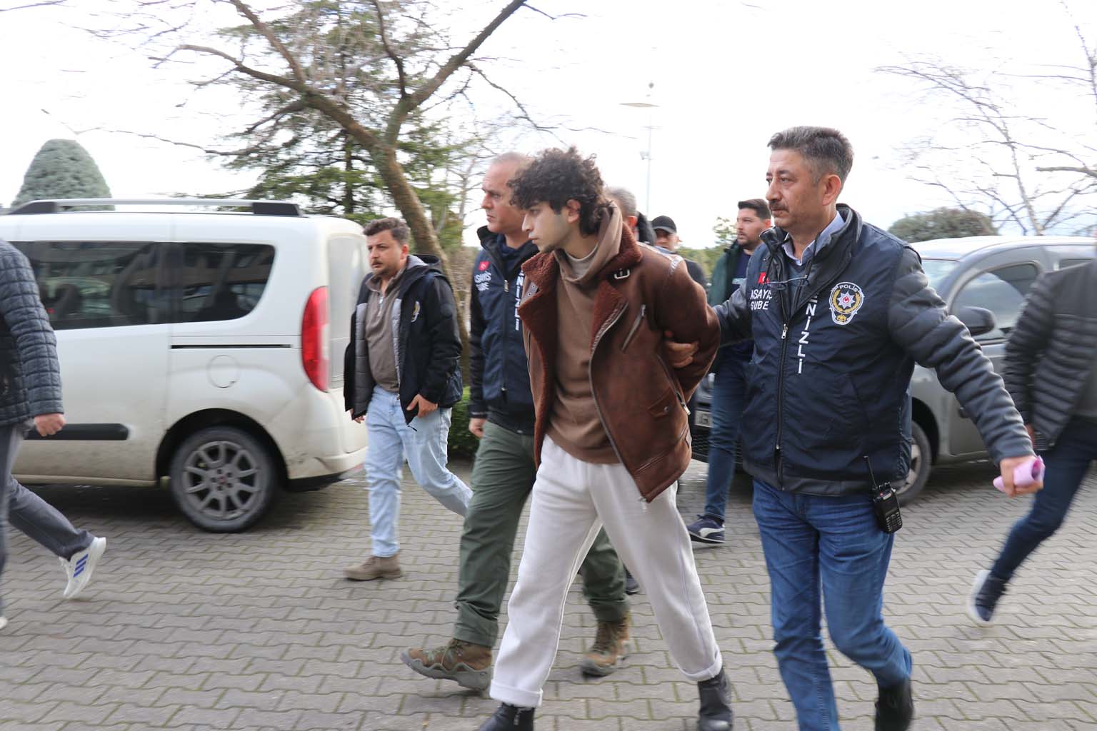 Sosyal Medyada Tanıştığı 3 Çocuk Babası Mobilya Ustasını Öldürdü (4)