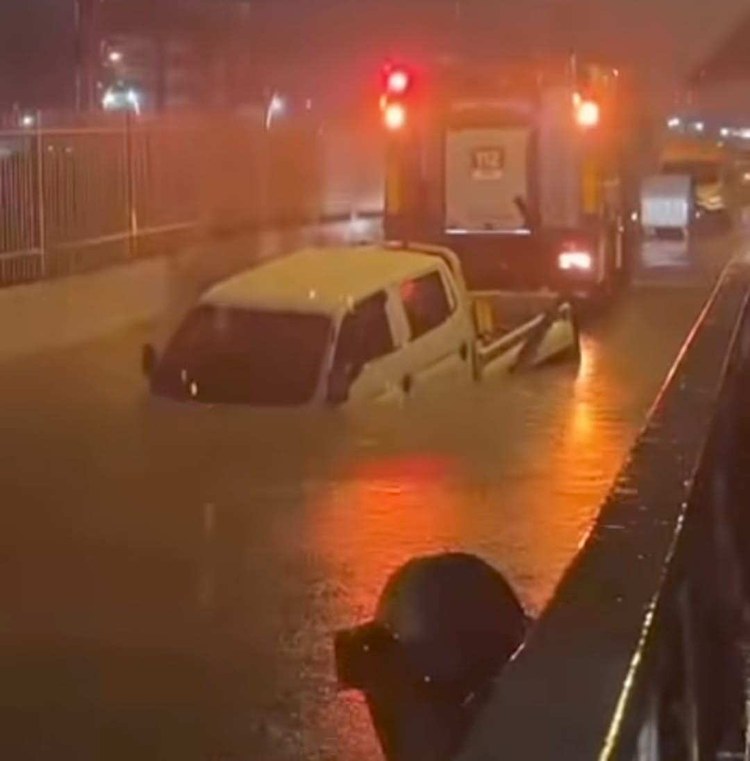 Suyla Dolan Alt Geçitte 58 Yaşındaki Sürücü Hayatını Kaybetti