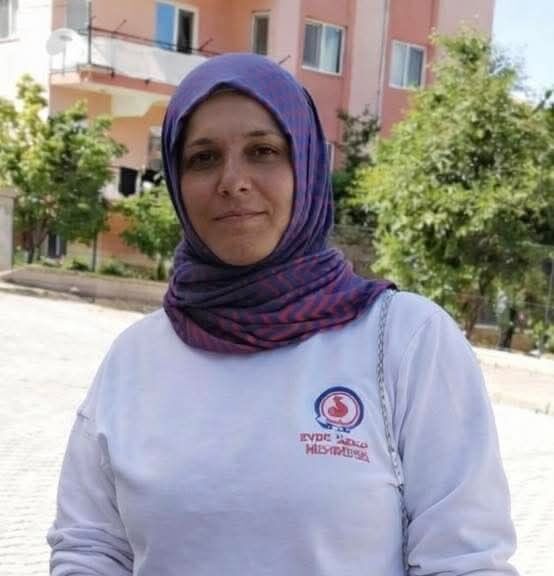 Yoğun Bakımda Tedavi Altındaydı, Hayatını Kaybetti (2)