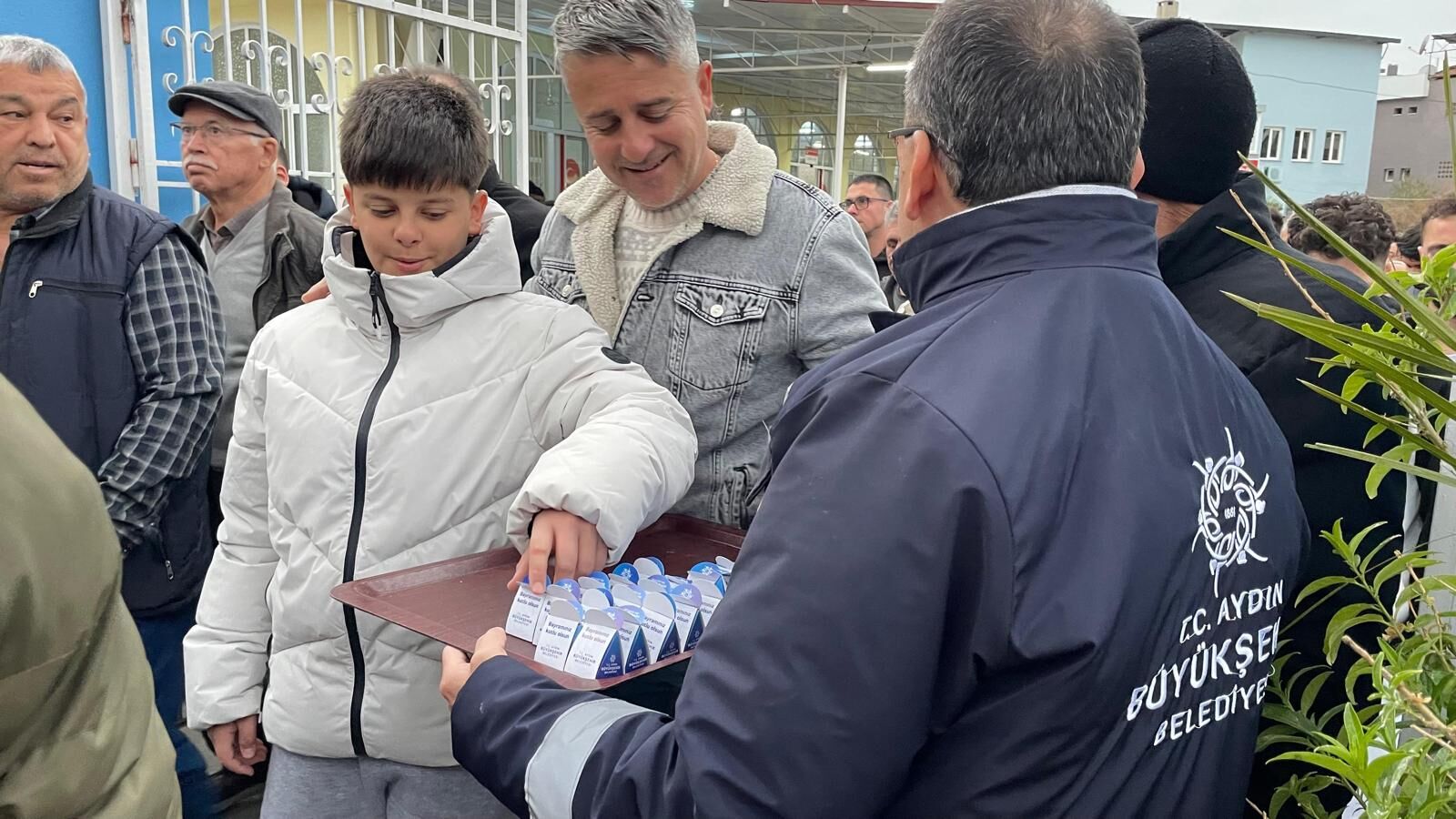 Aydın Büyükşehir Belediyesi’nden Lokumlu Bayramlaşma (9)