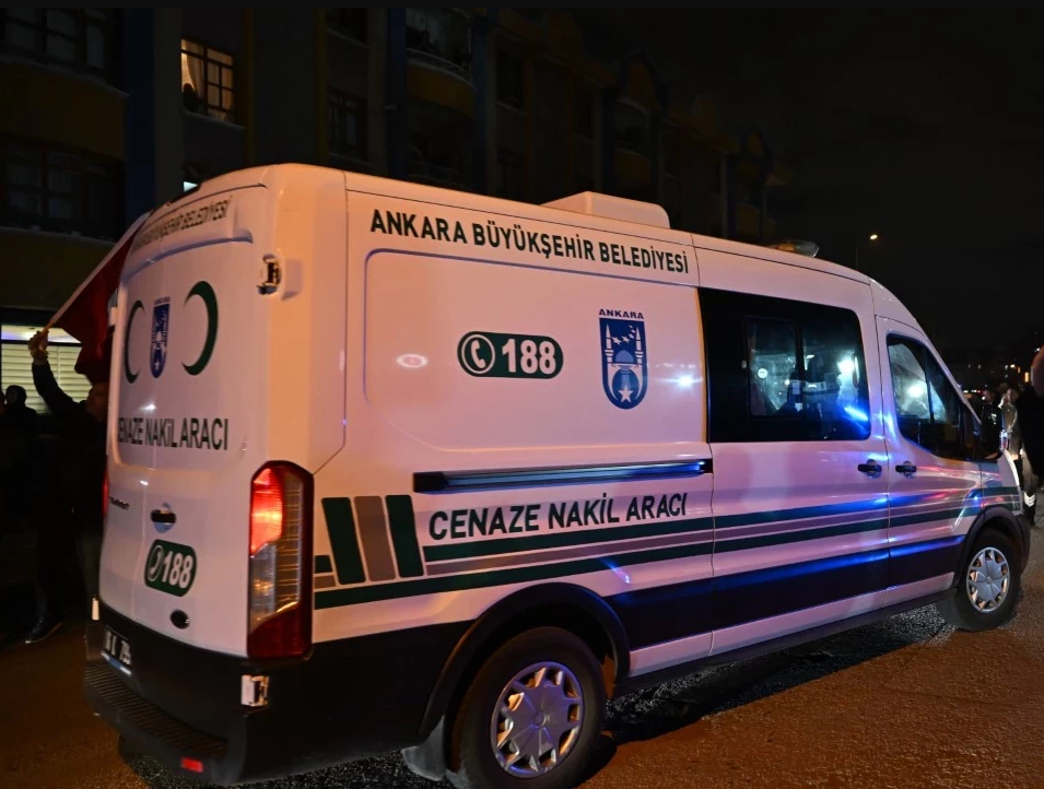 Aydın Büyükşehir’i Eleştirecek Bir Şey Bulamayınca Şimdi De Cenaze Arabasının Rengine Sardılar (7)