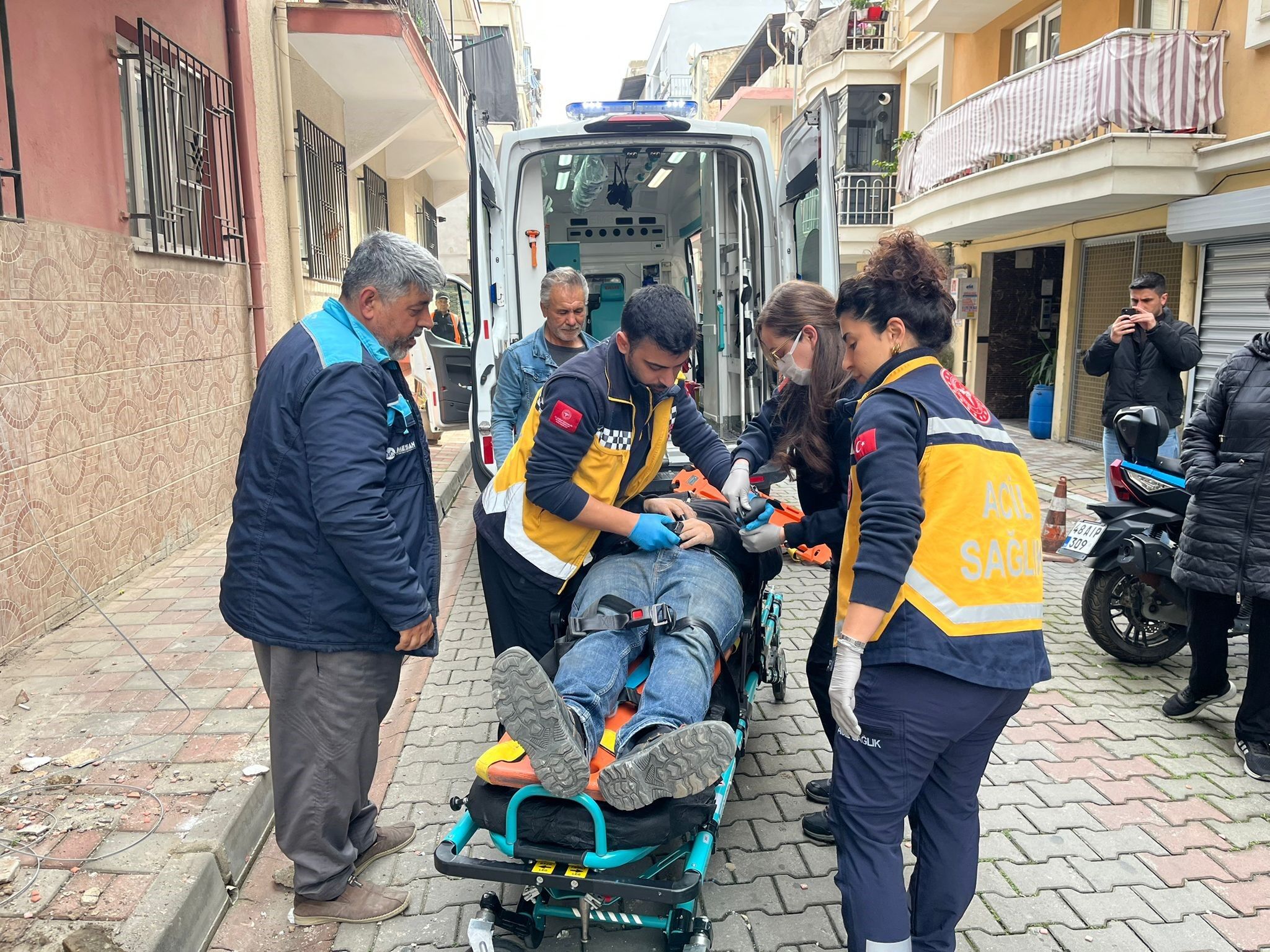 Aydın’da Bir Işçi Yere Çakıldı (1)